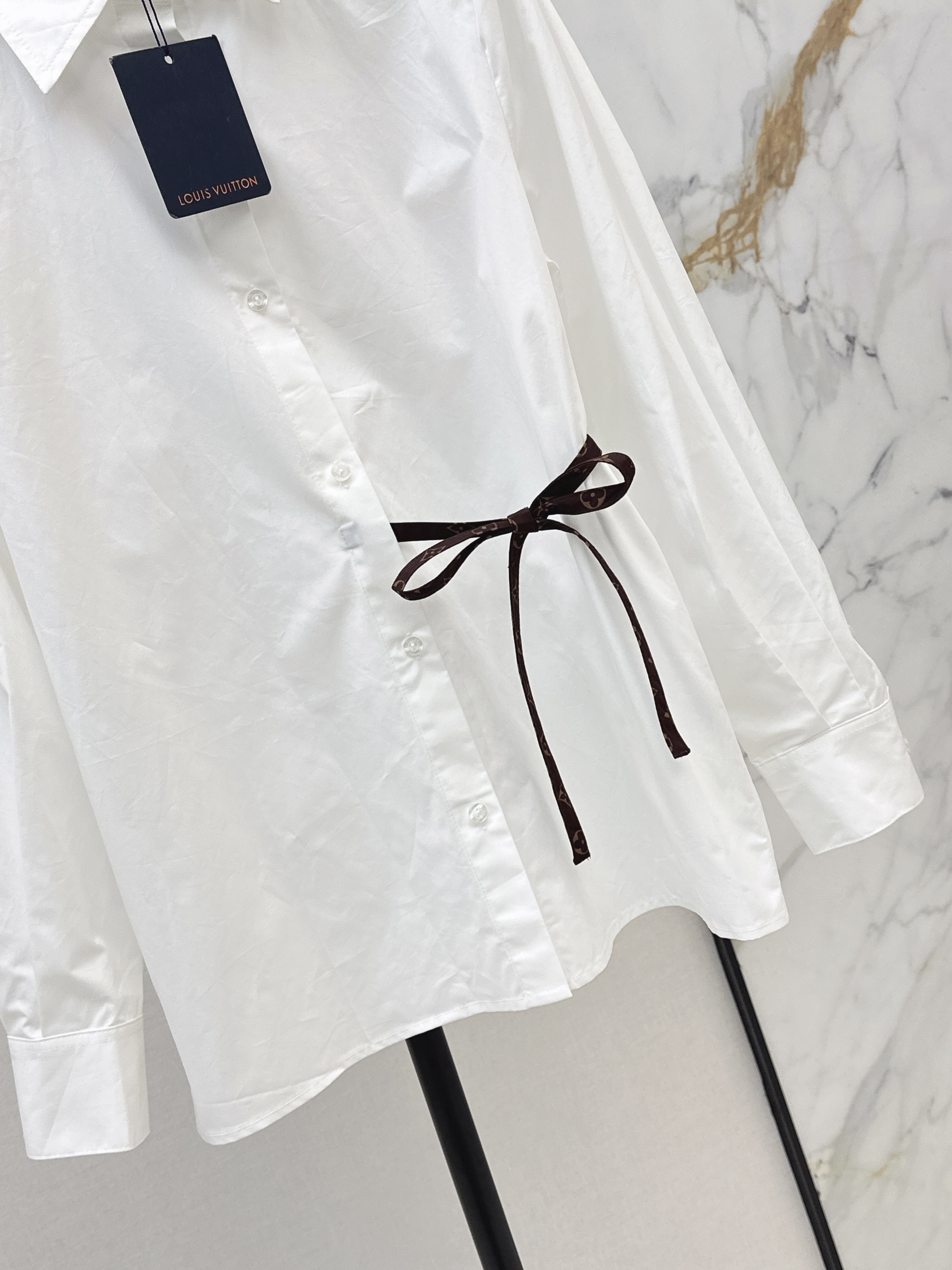 Loui 26ss side-tie shirt