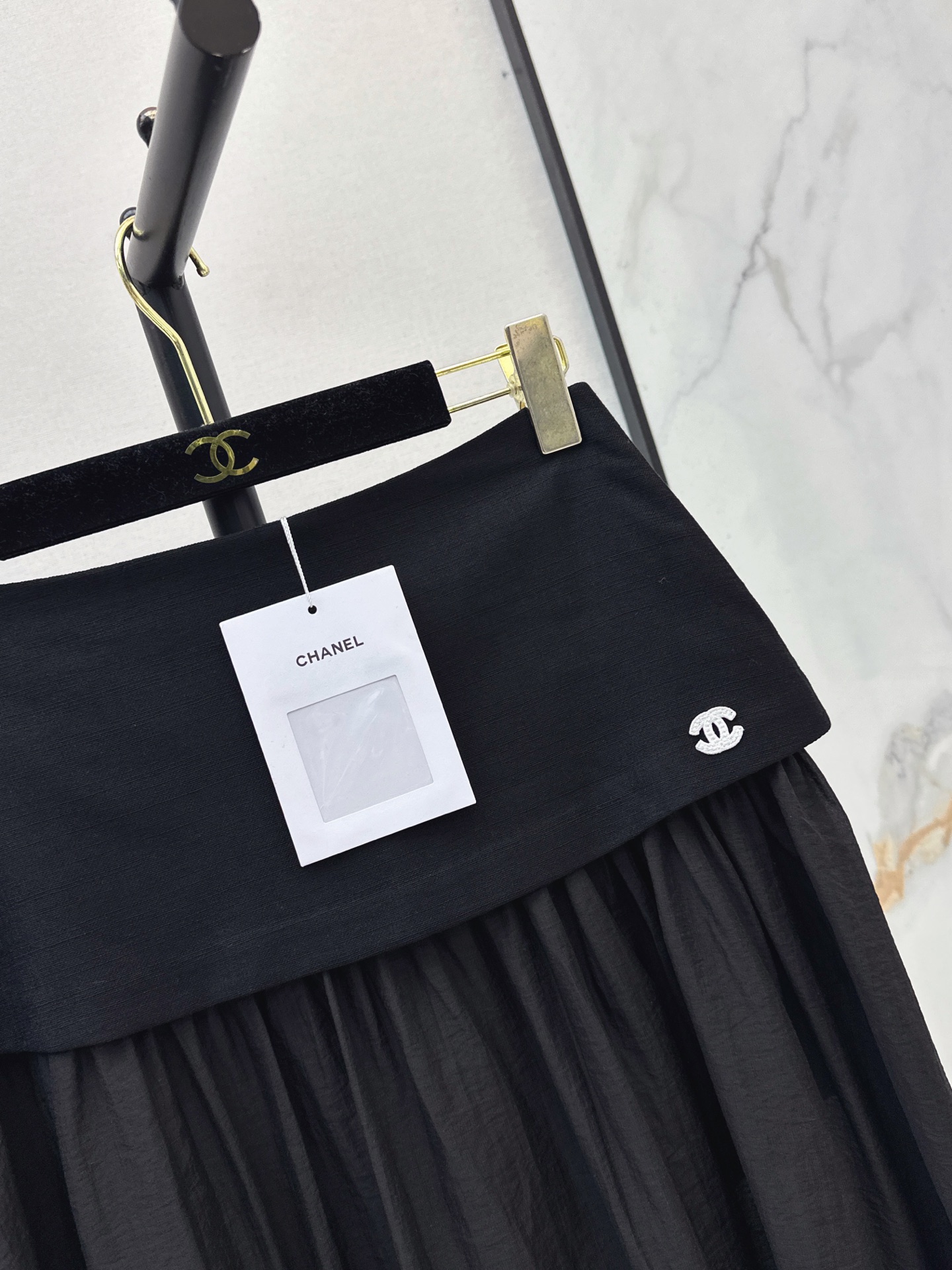 Chan 26ss contract mesh skirt