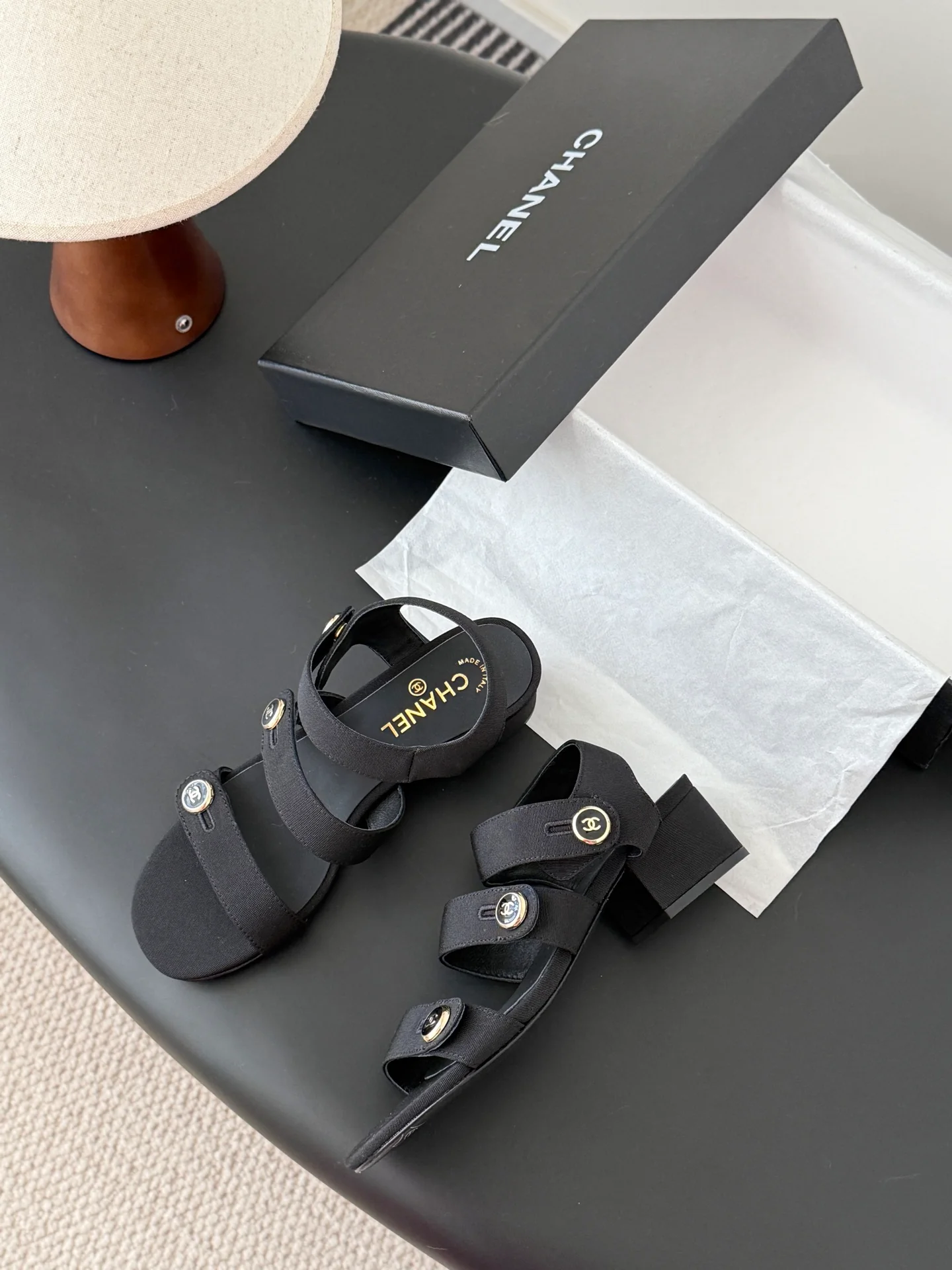 Chan 26ss sandals