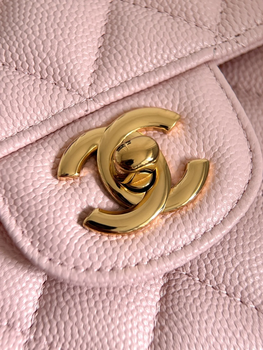 Chan cf25 chain shoulder bag