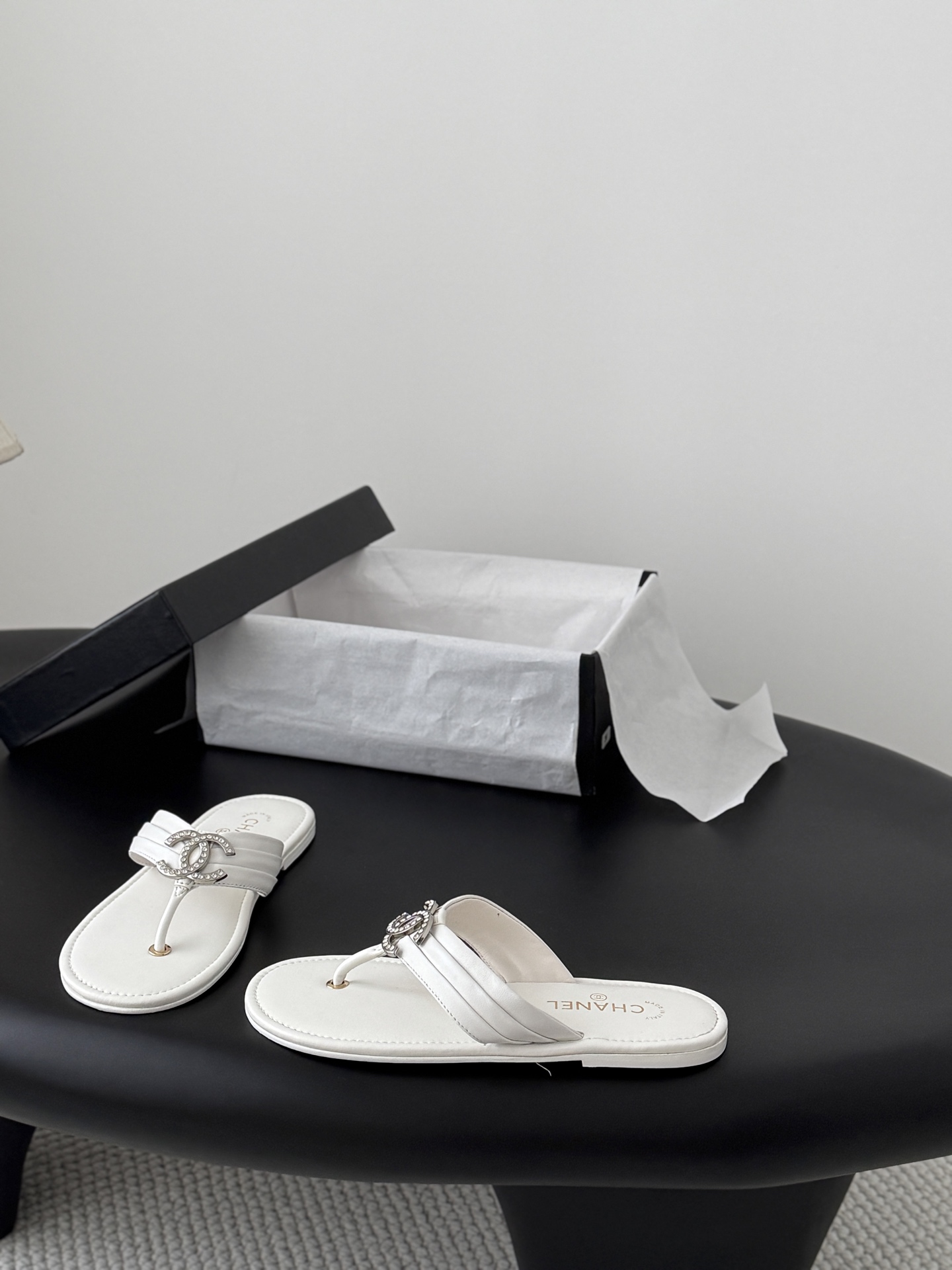 Chan 26K flip-flops