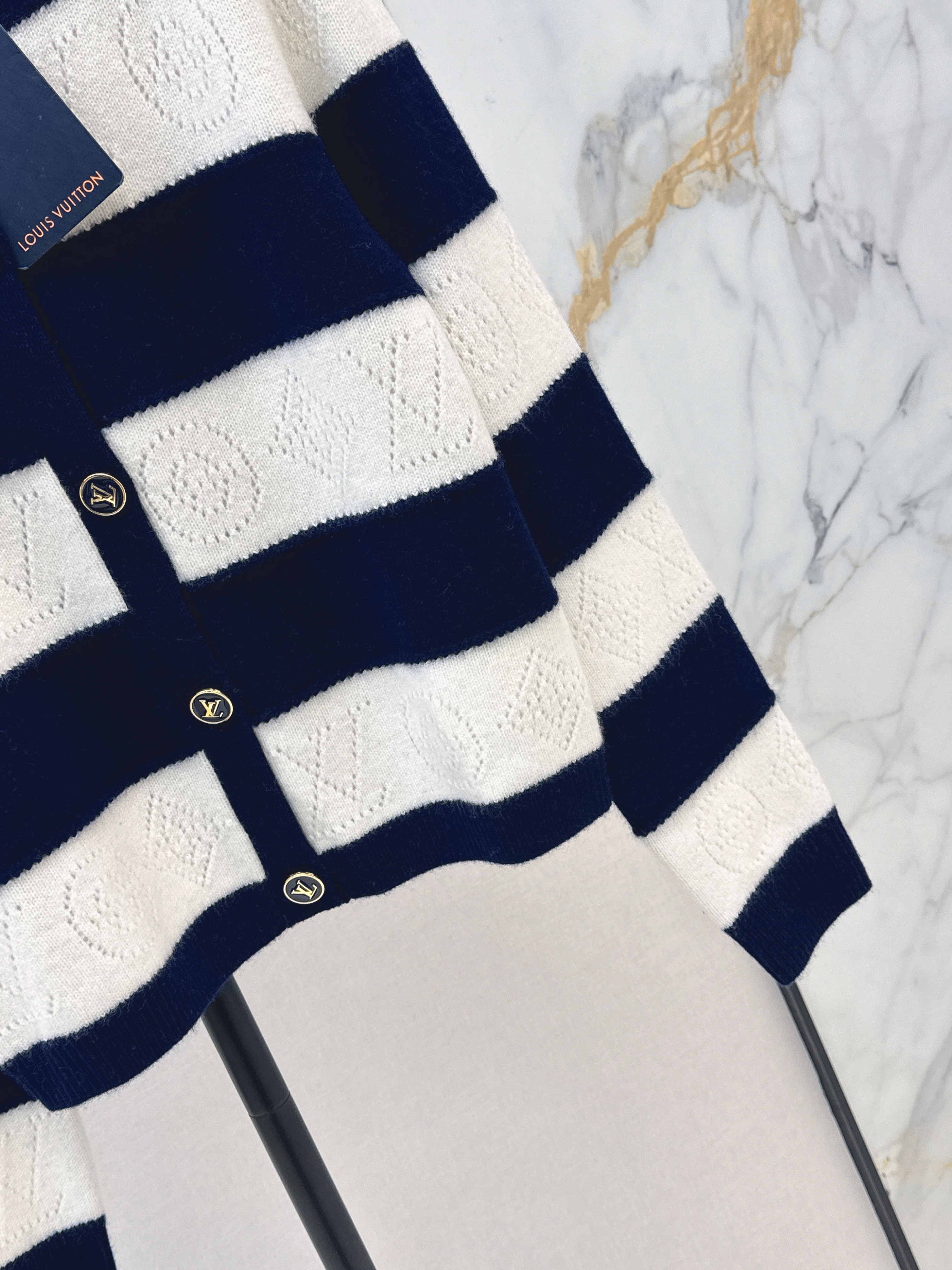 Loui 26ss stripe knit cardigan