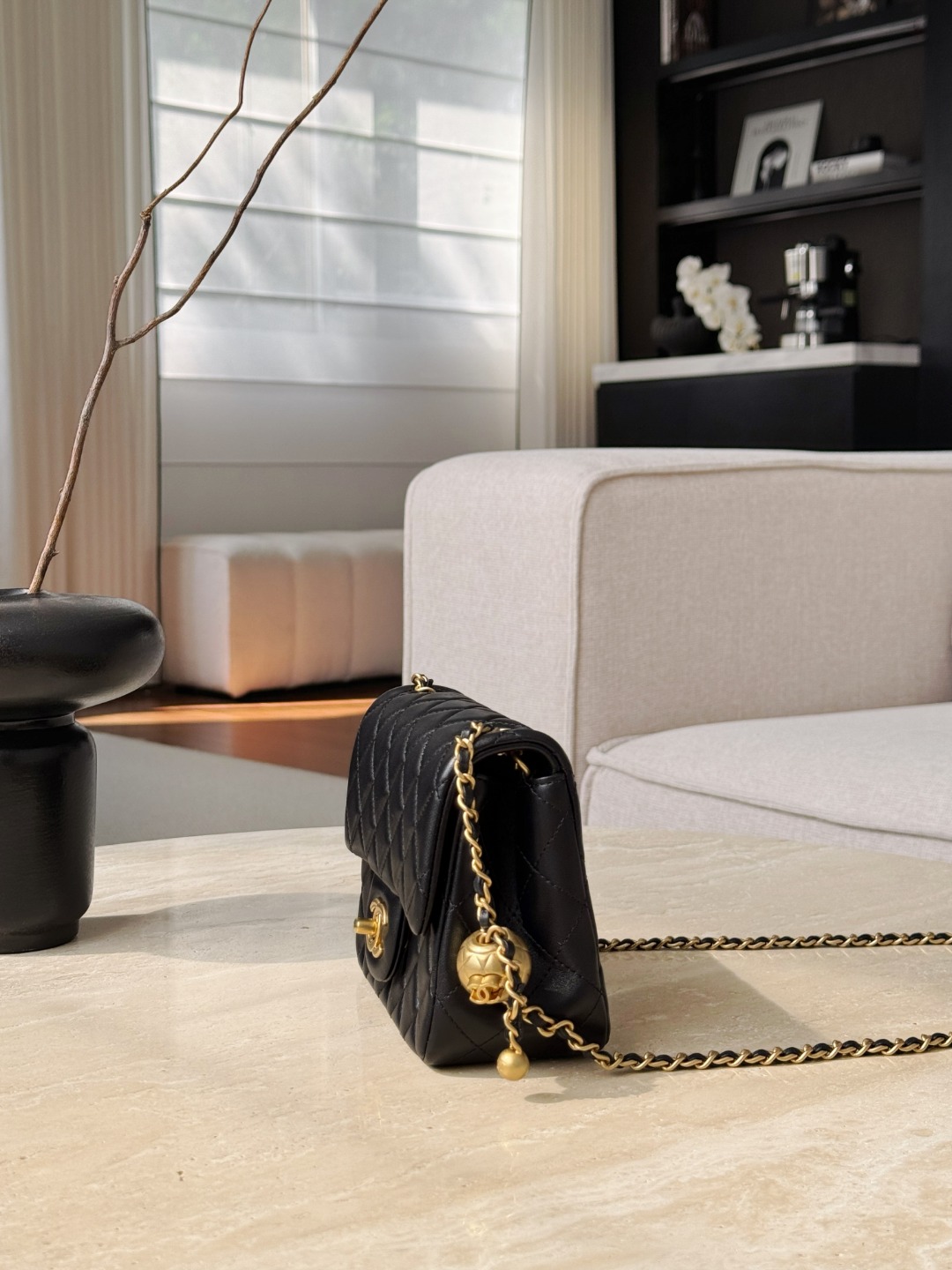 Chan 26ss flap chain bag with gold-tone hardwave