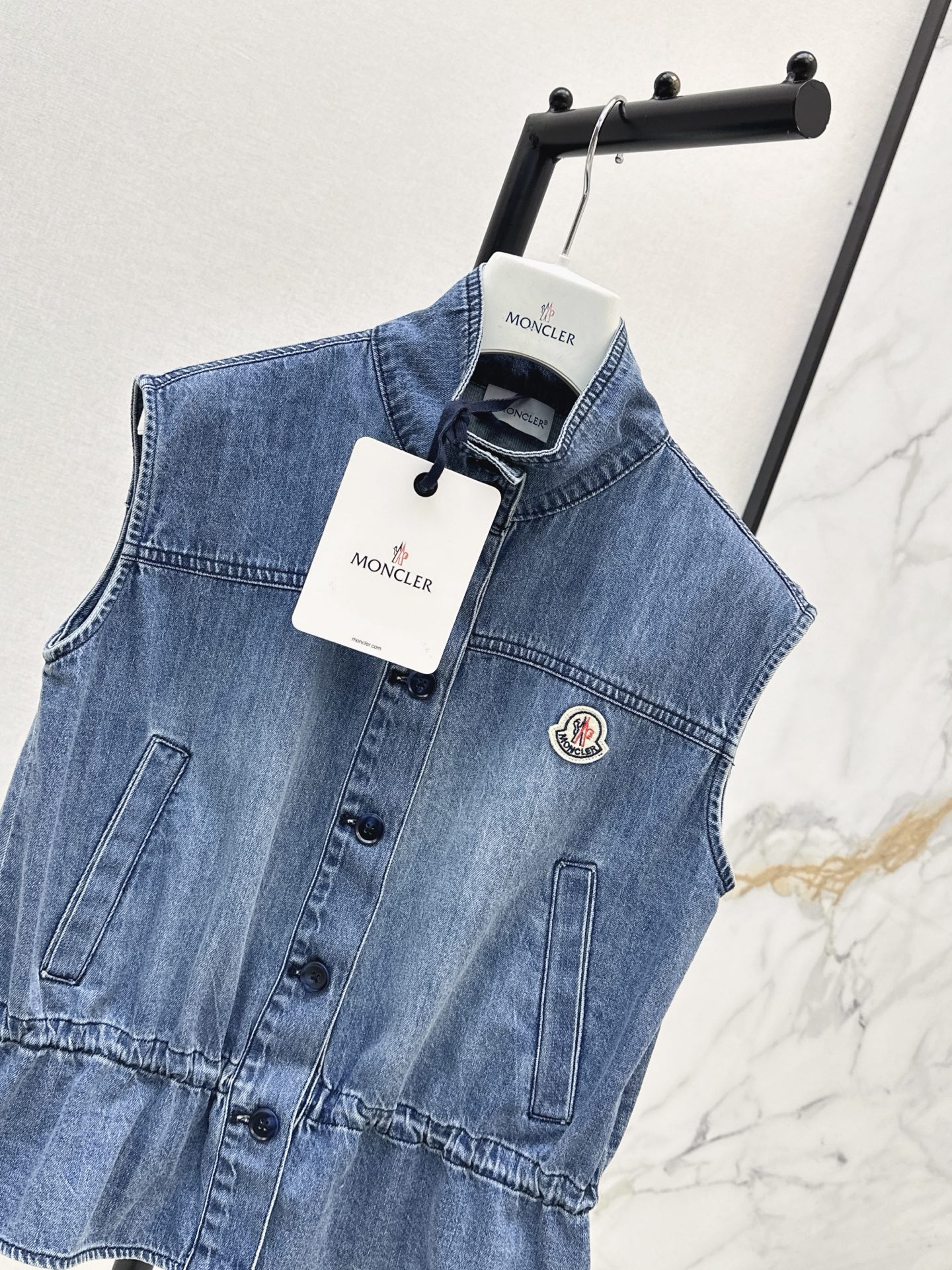 Monc 26ss denim vest