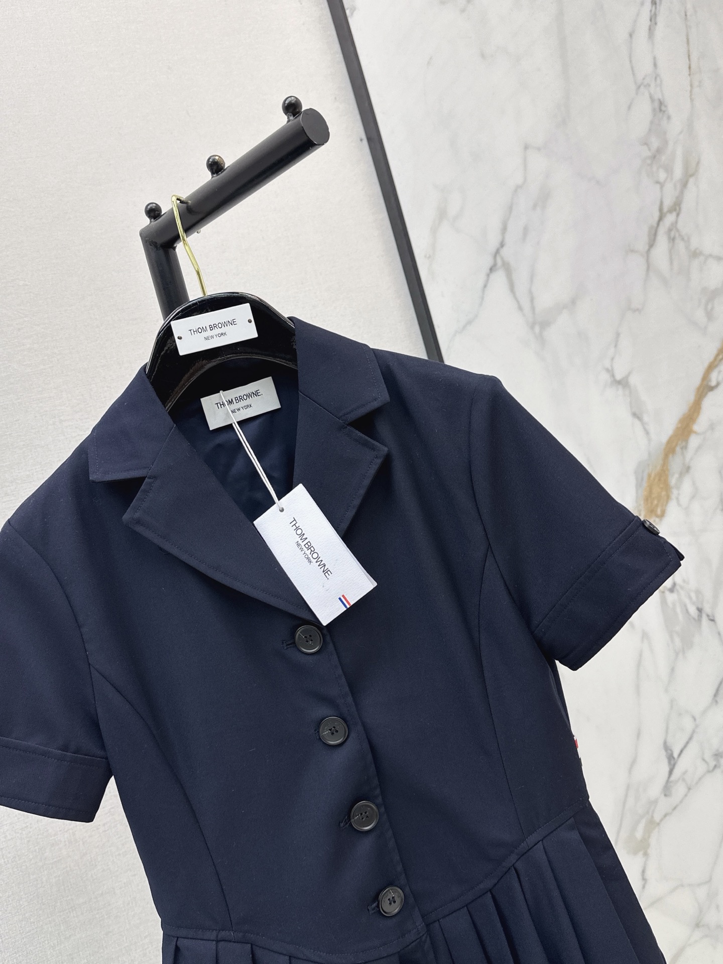 Thom 26ss contract pleated shirt dress
