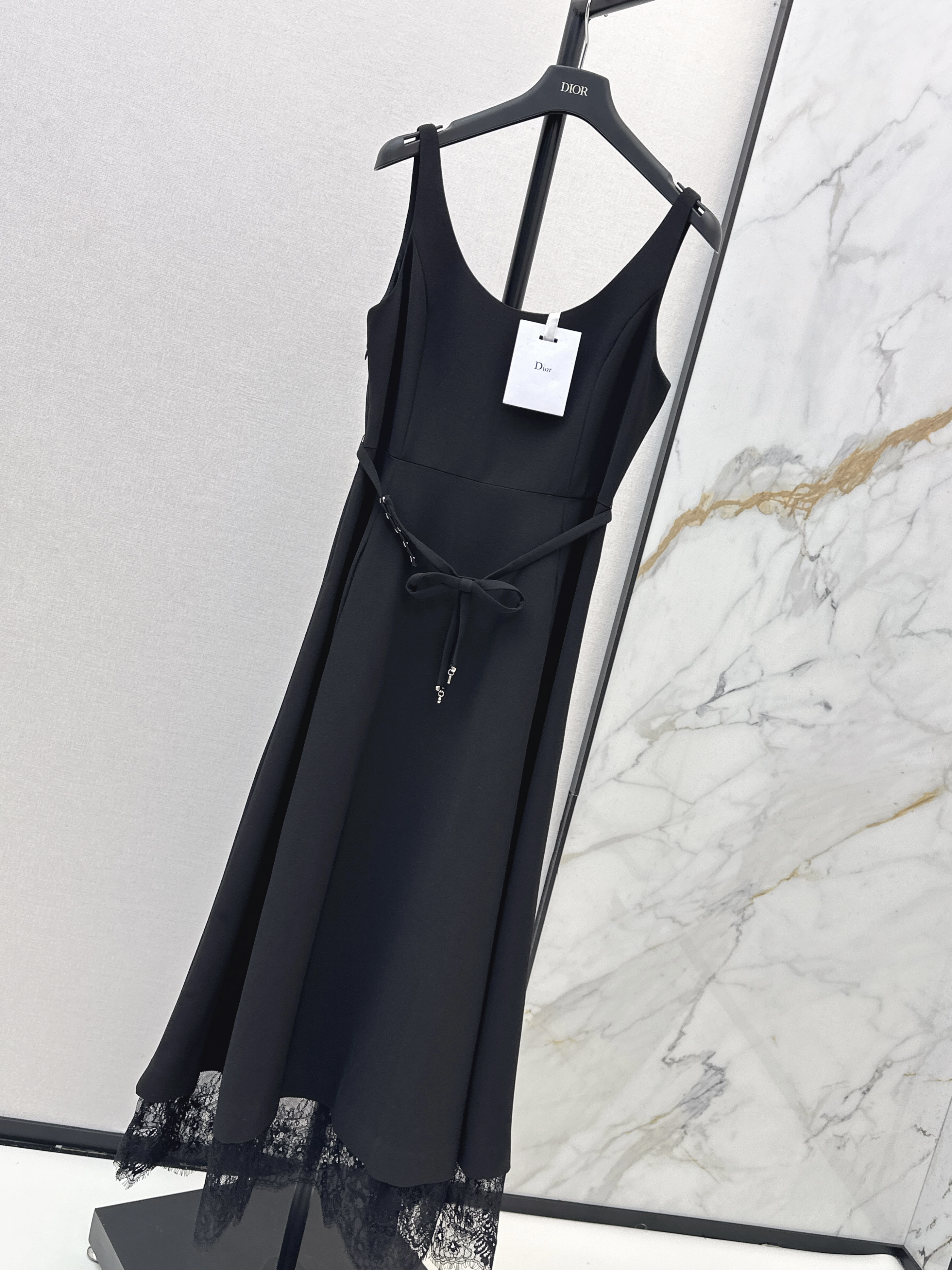 CD 26ss lace contract slip dress
