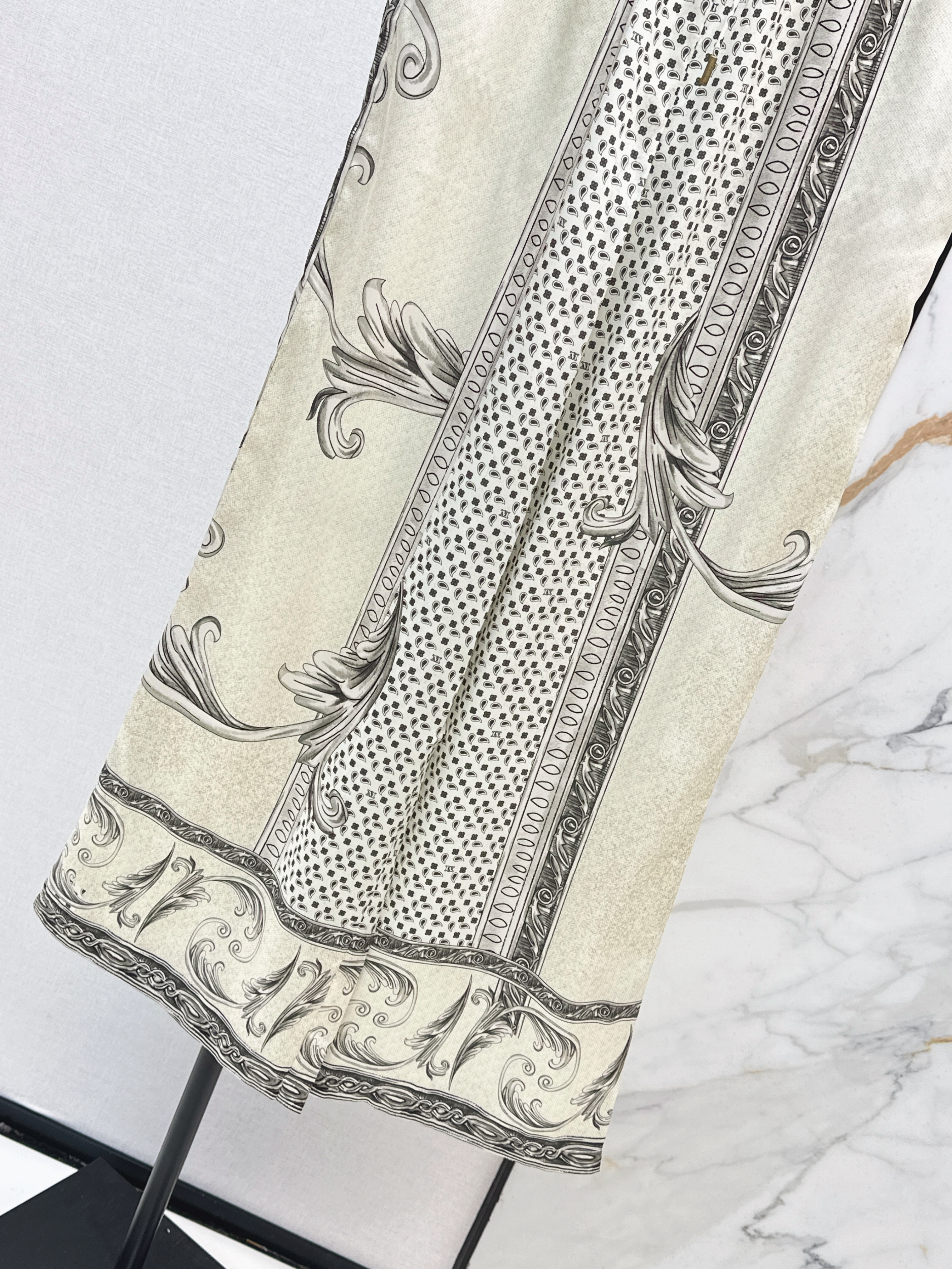 Max 26ss print silk pants