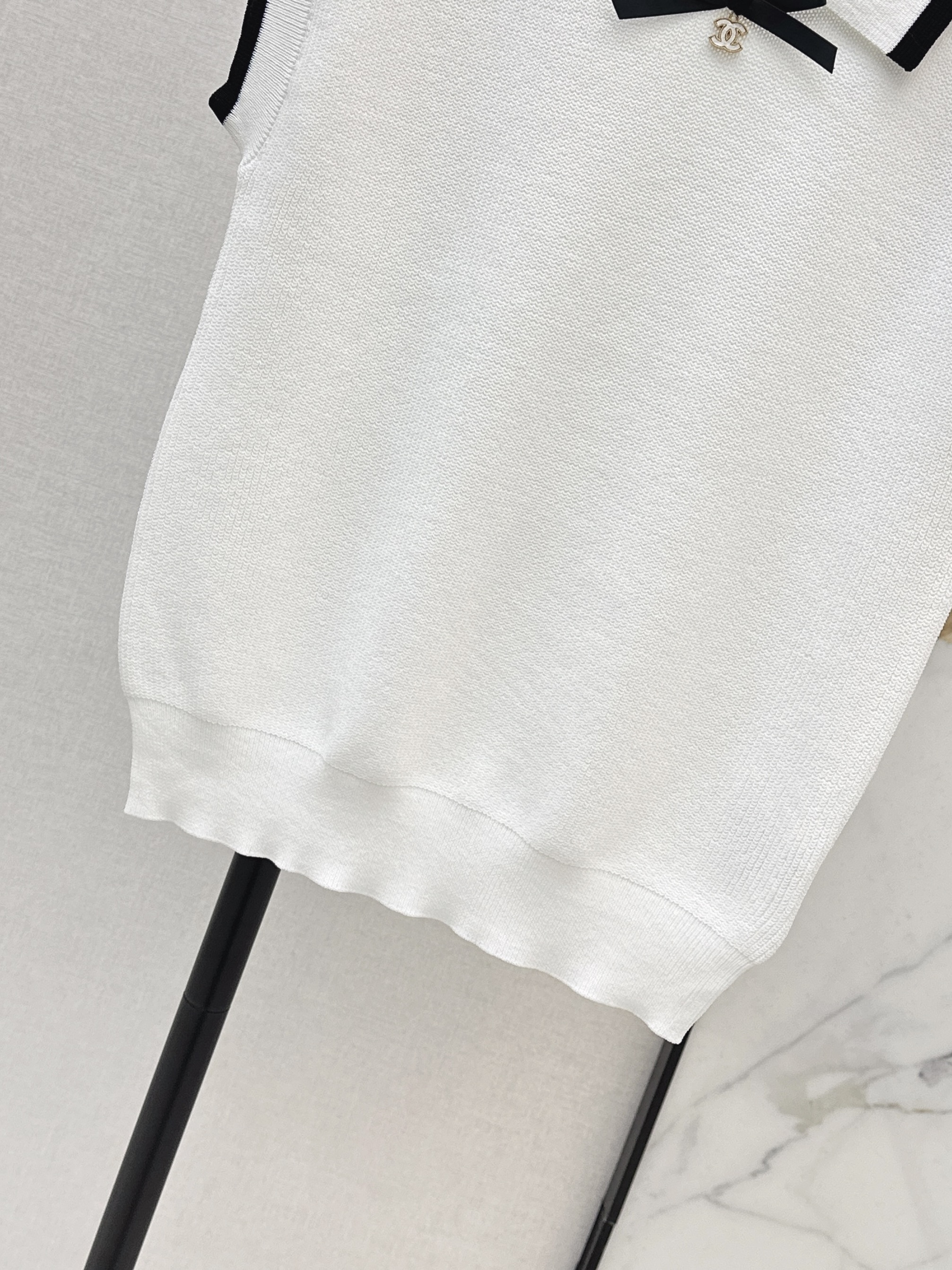 Chan 26ss sleeveless knitwear