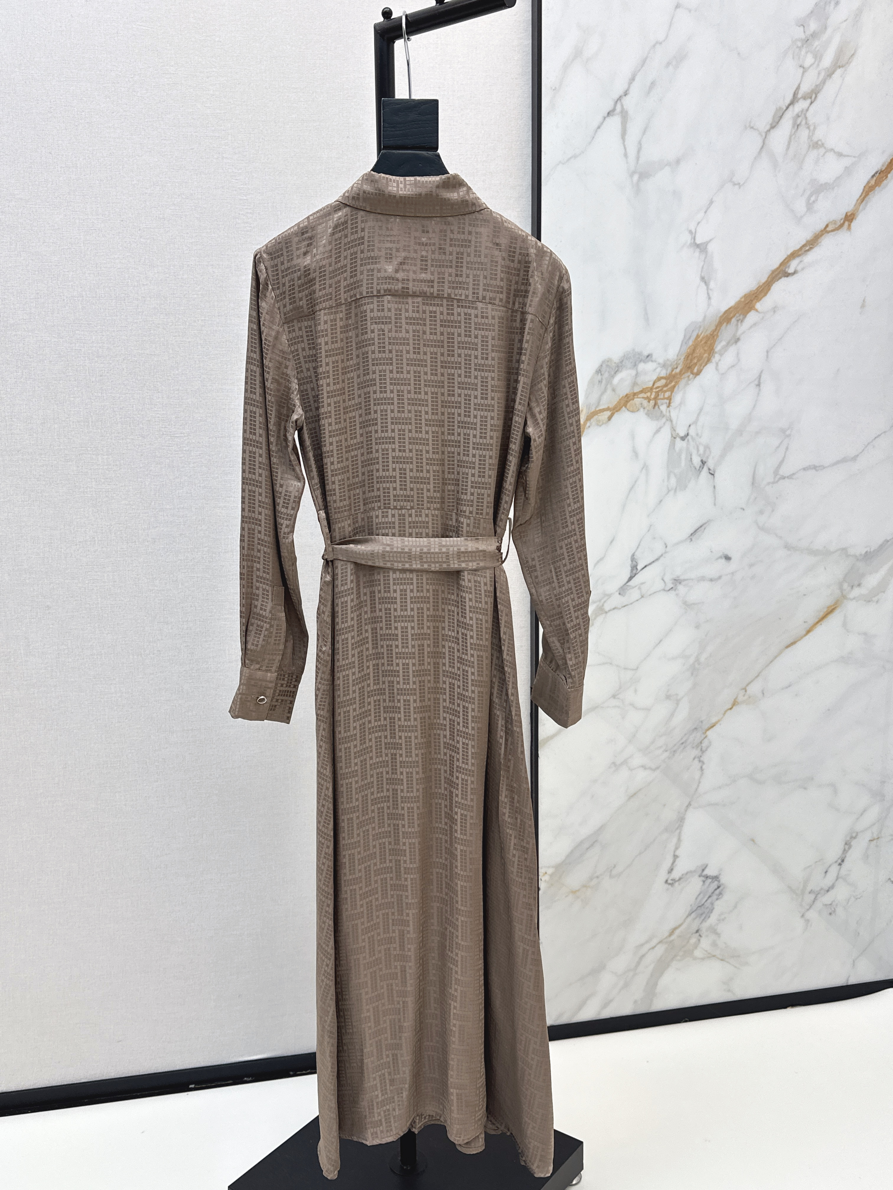 Her 26ss jacquard silk dress