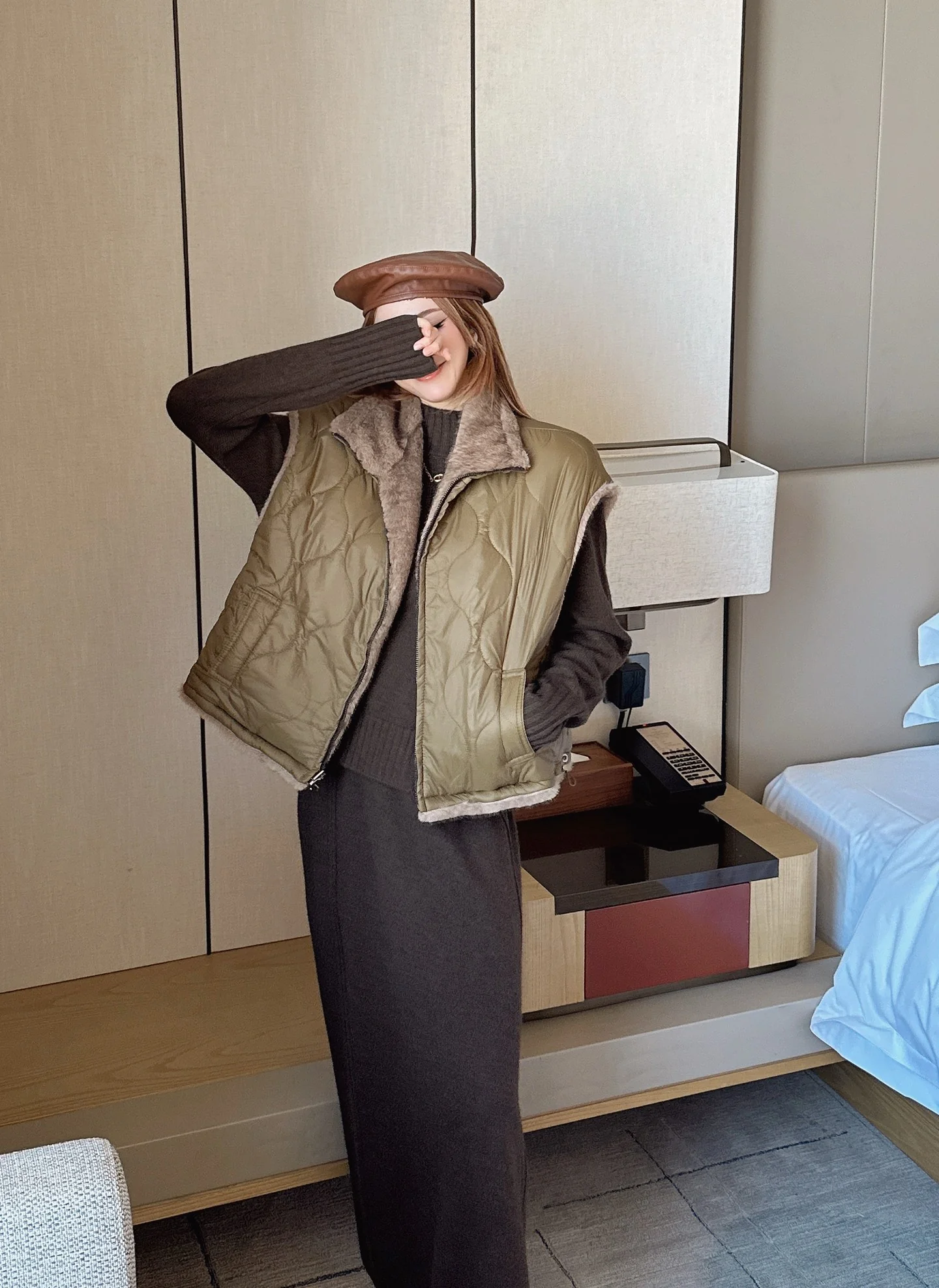 Brun 25fw reversible faux fur vest jacket