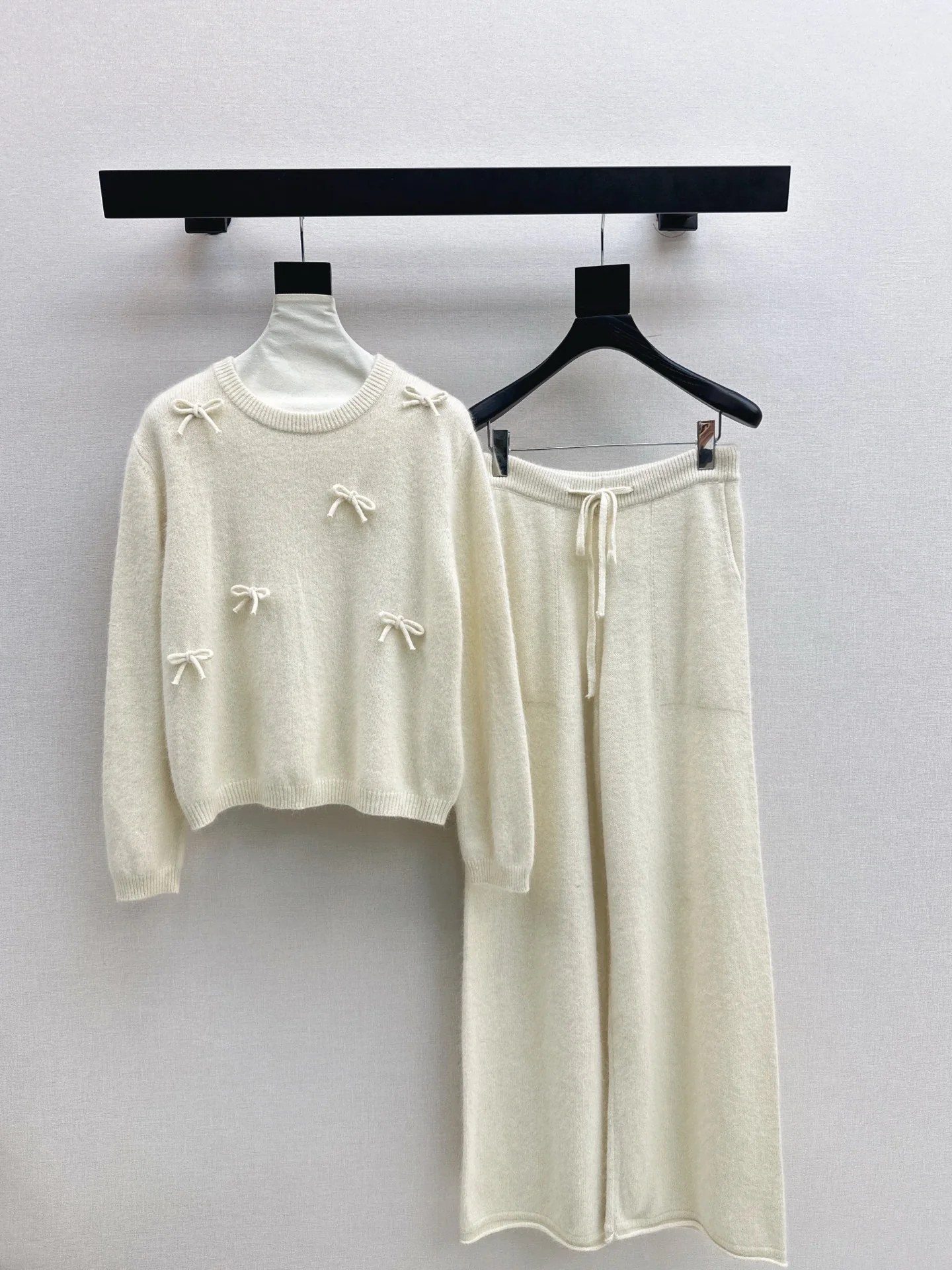 Miu 25fw knit bow sweater+pants outfit sets