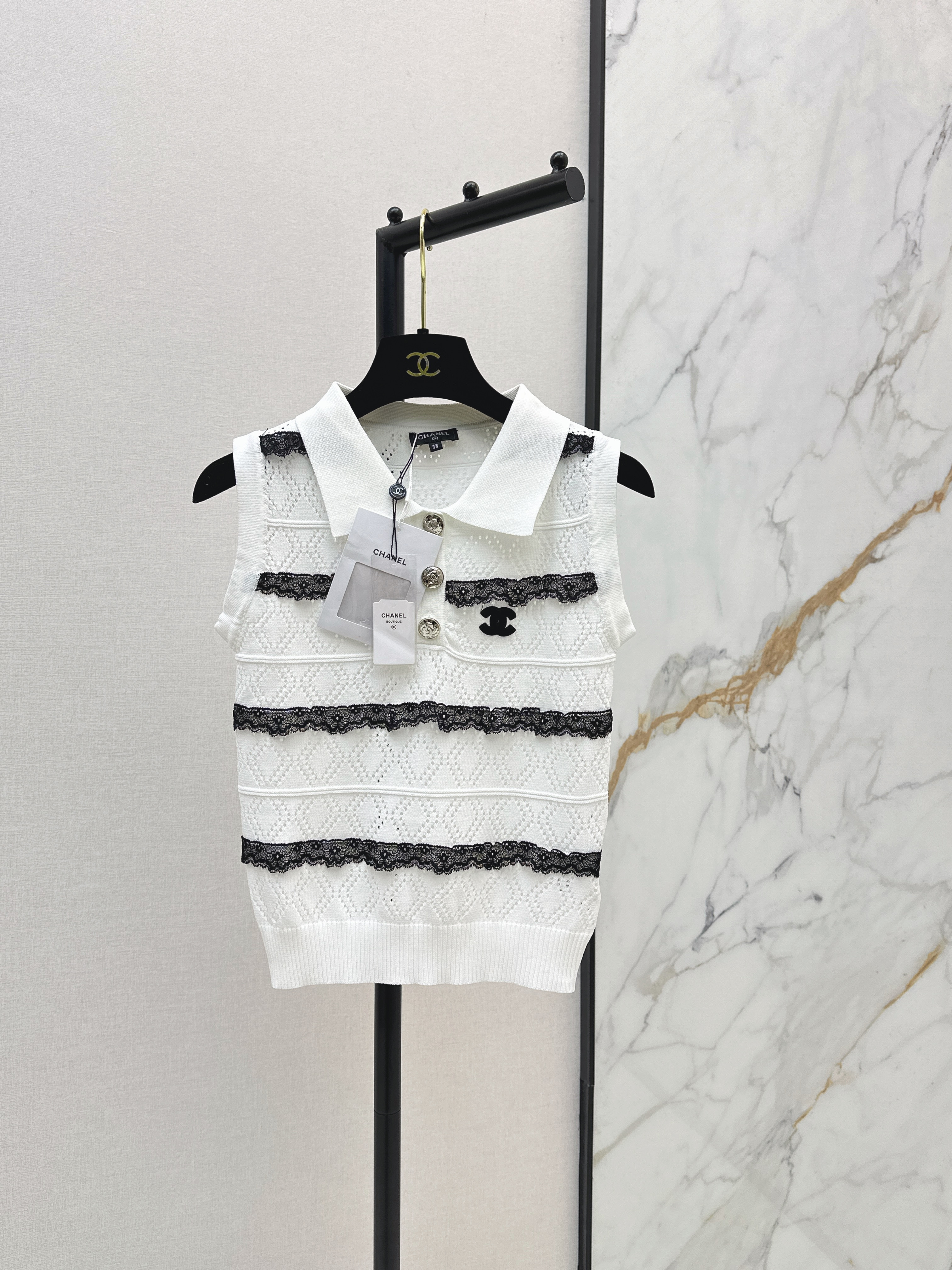 Chan 26ss lace knit vest