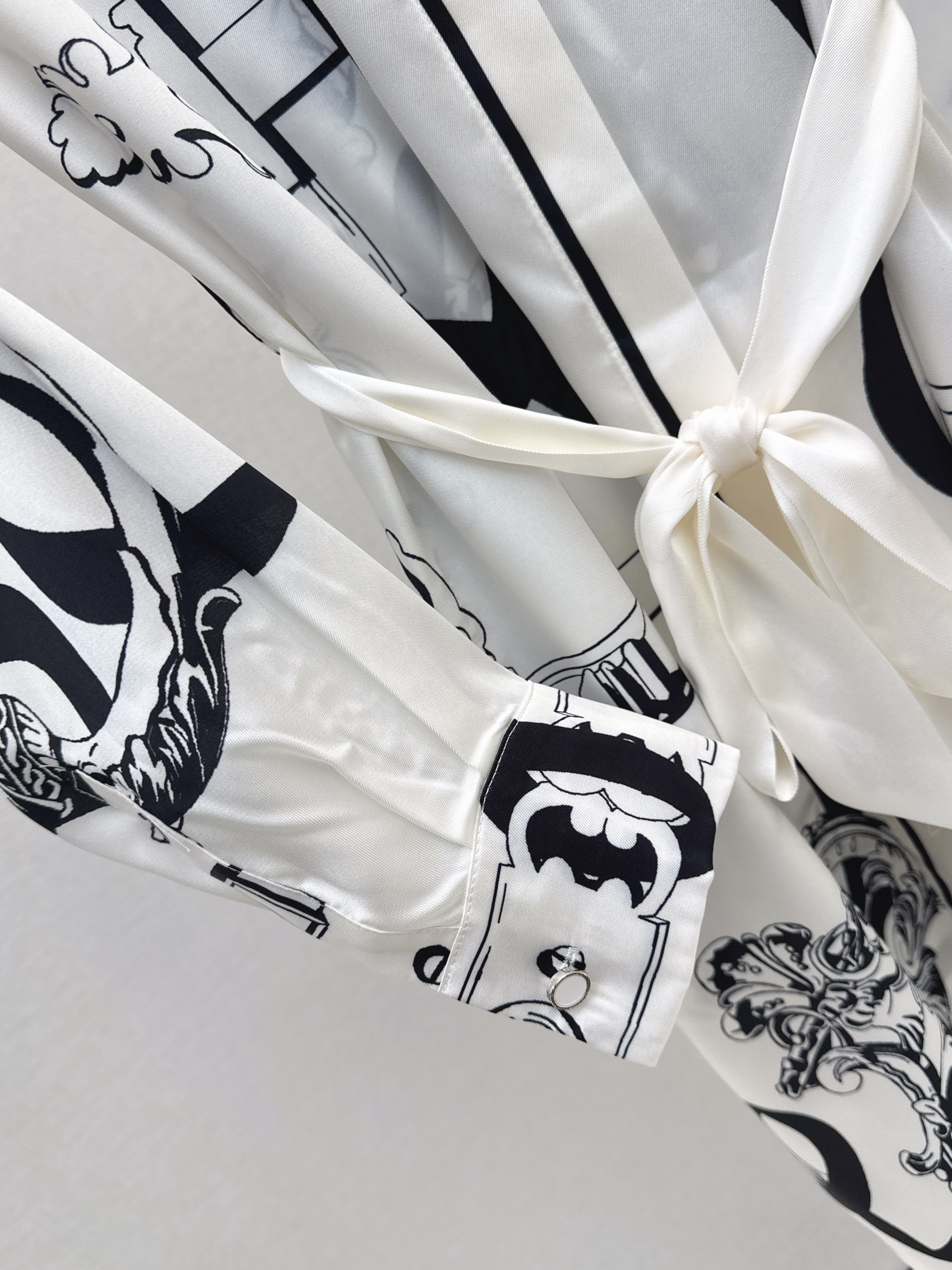 Her 26ss print silk dress