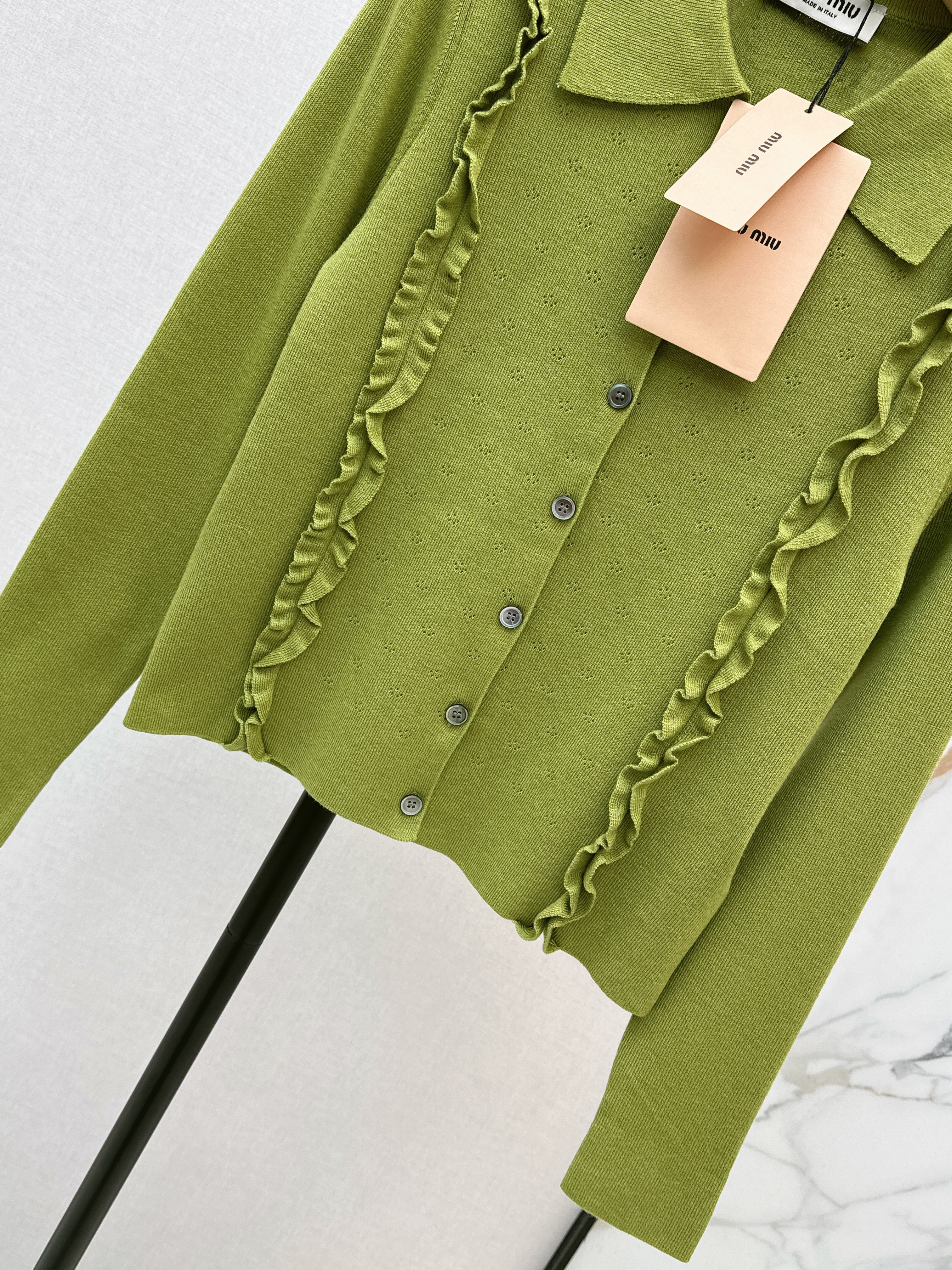 Miu 26ss ruffle cardigan