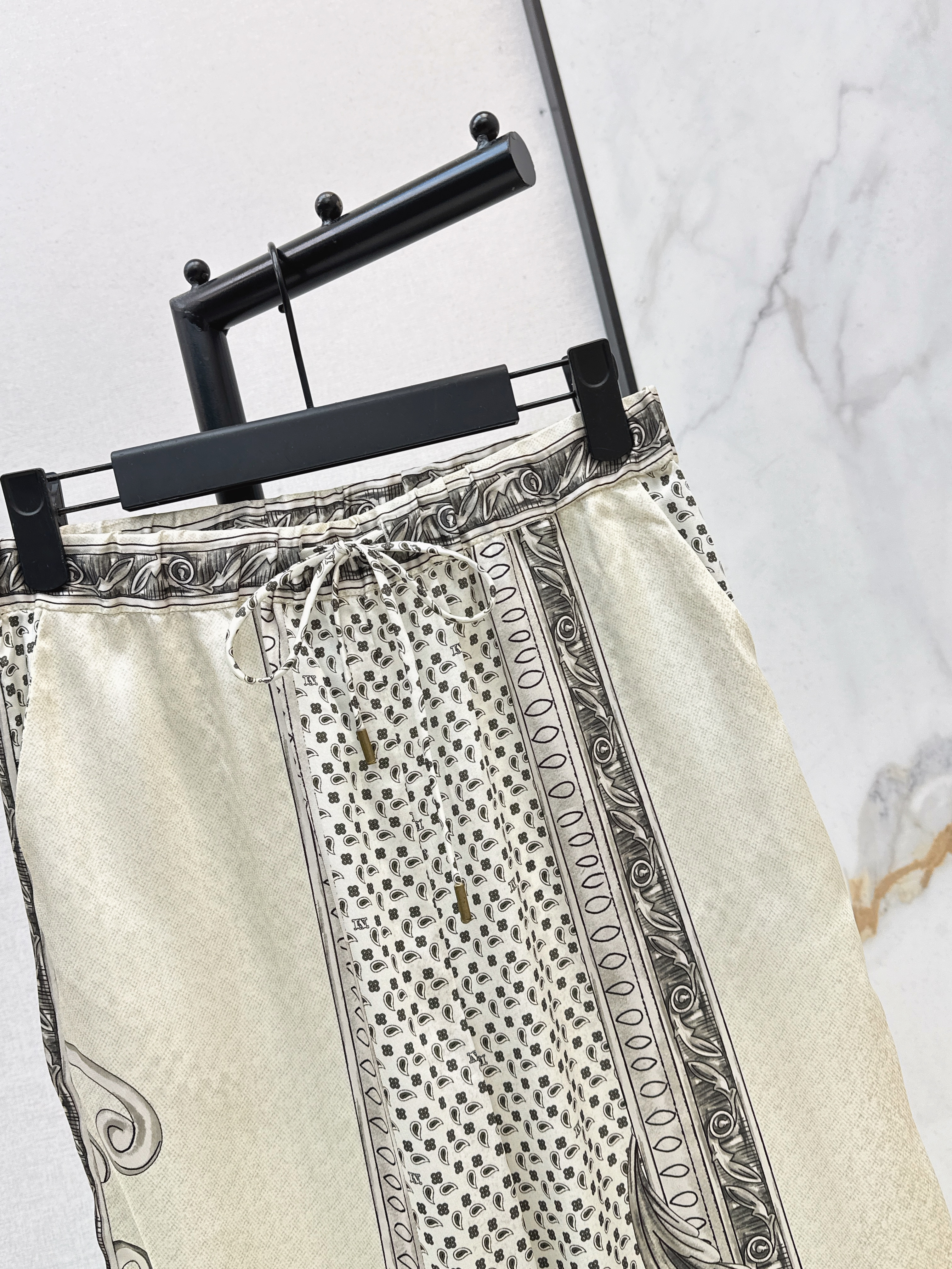 Max 26ss print silk pants