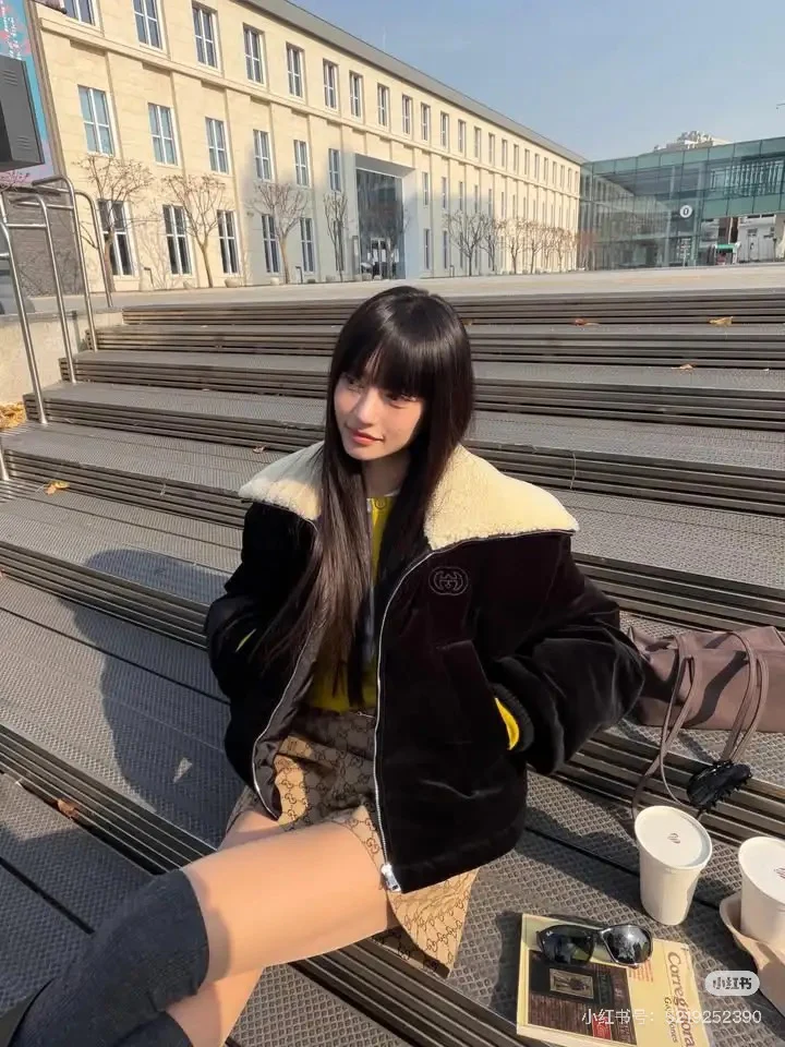 Gucc 25fw velvet down jacket