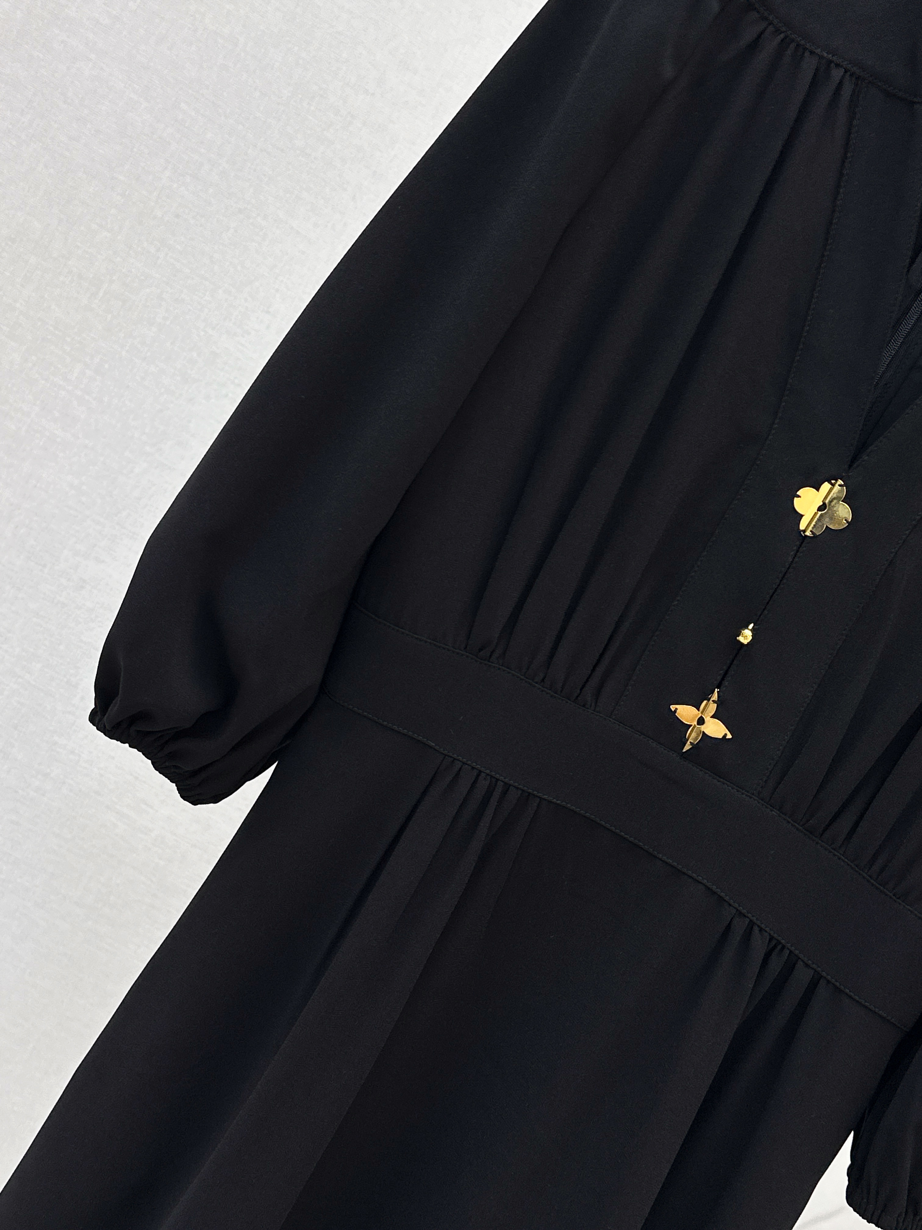 Loui 26ss empire-waist maxi dress