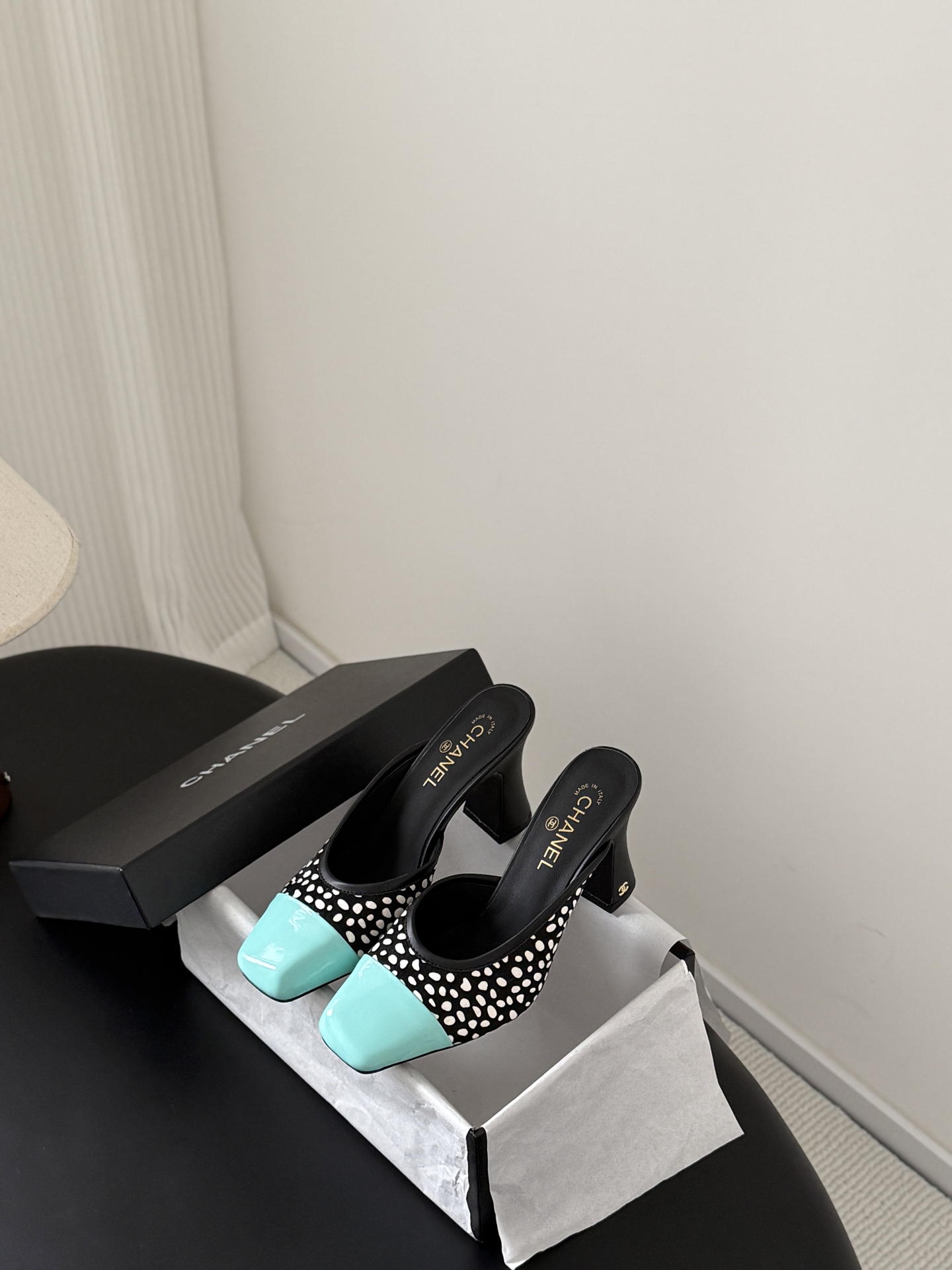 Chan 26ss square-toe mules