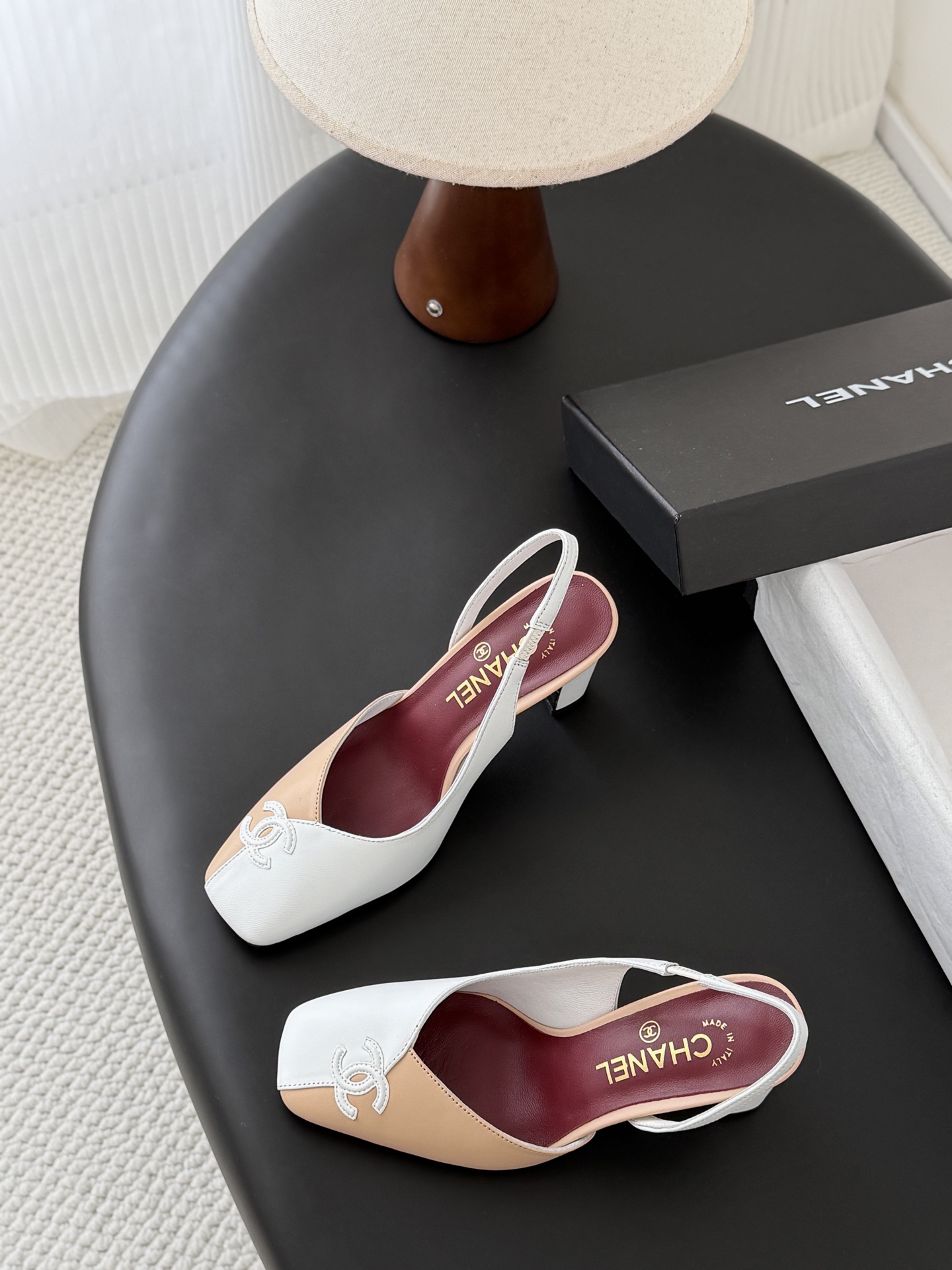 Chan 26ss slingback heel