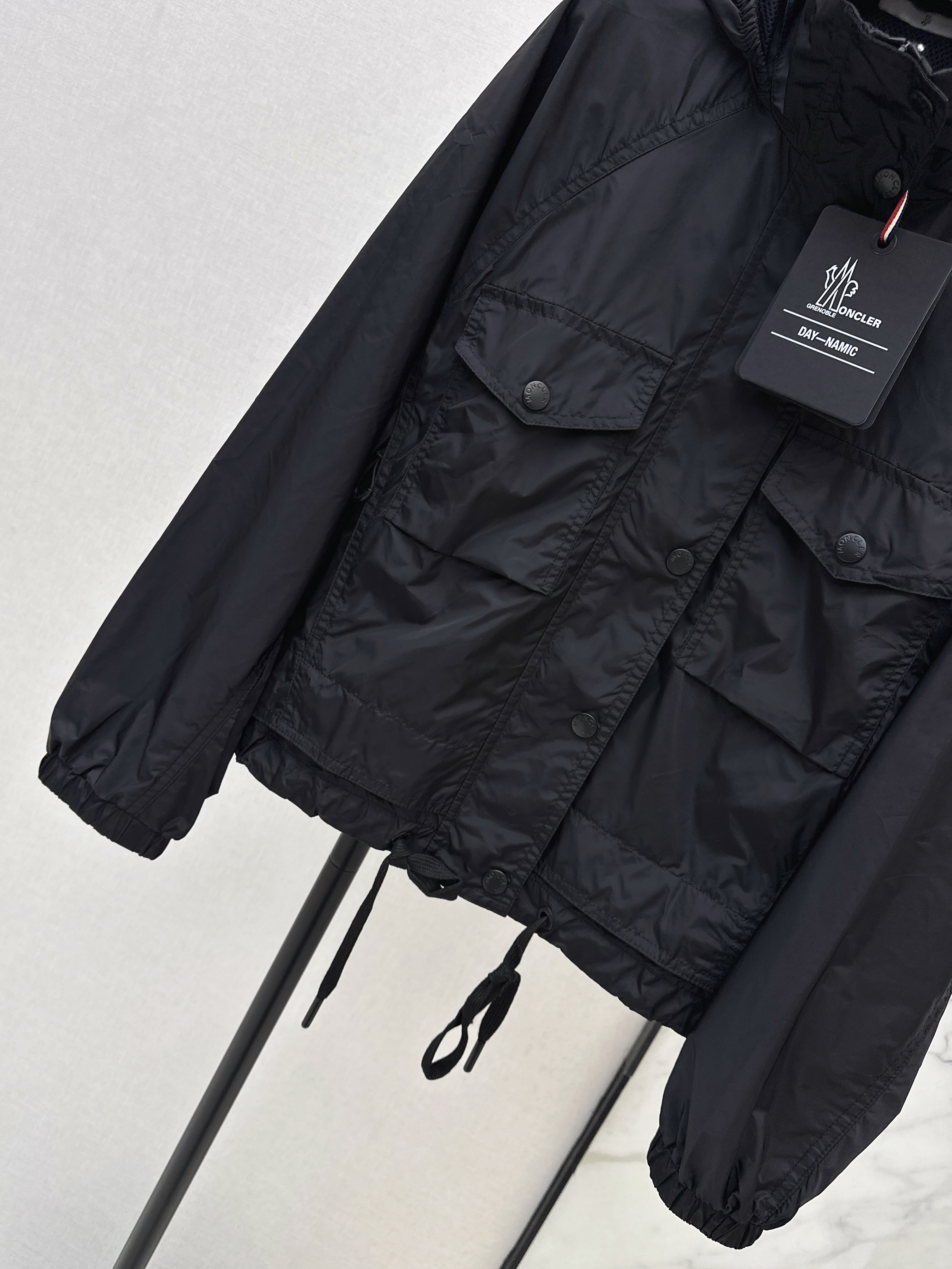 Monc 26ss trench coat