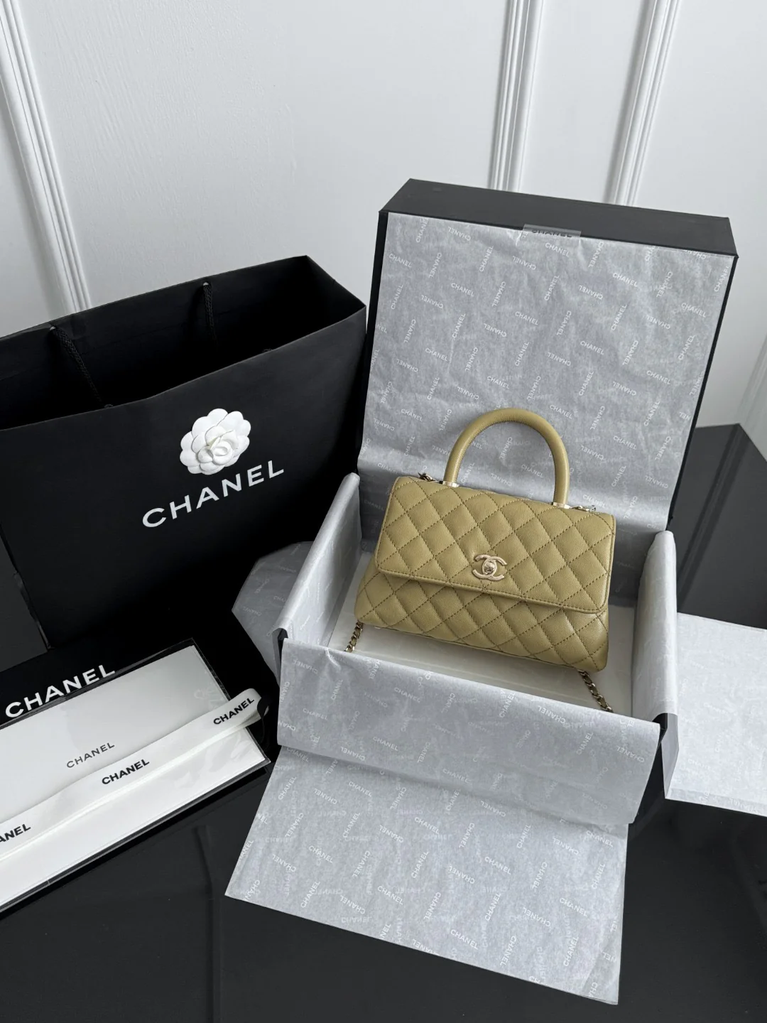 Chan 26ss coco handle shoulder bag