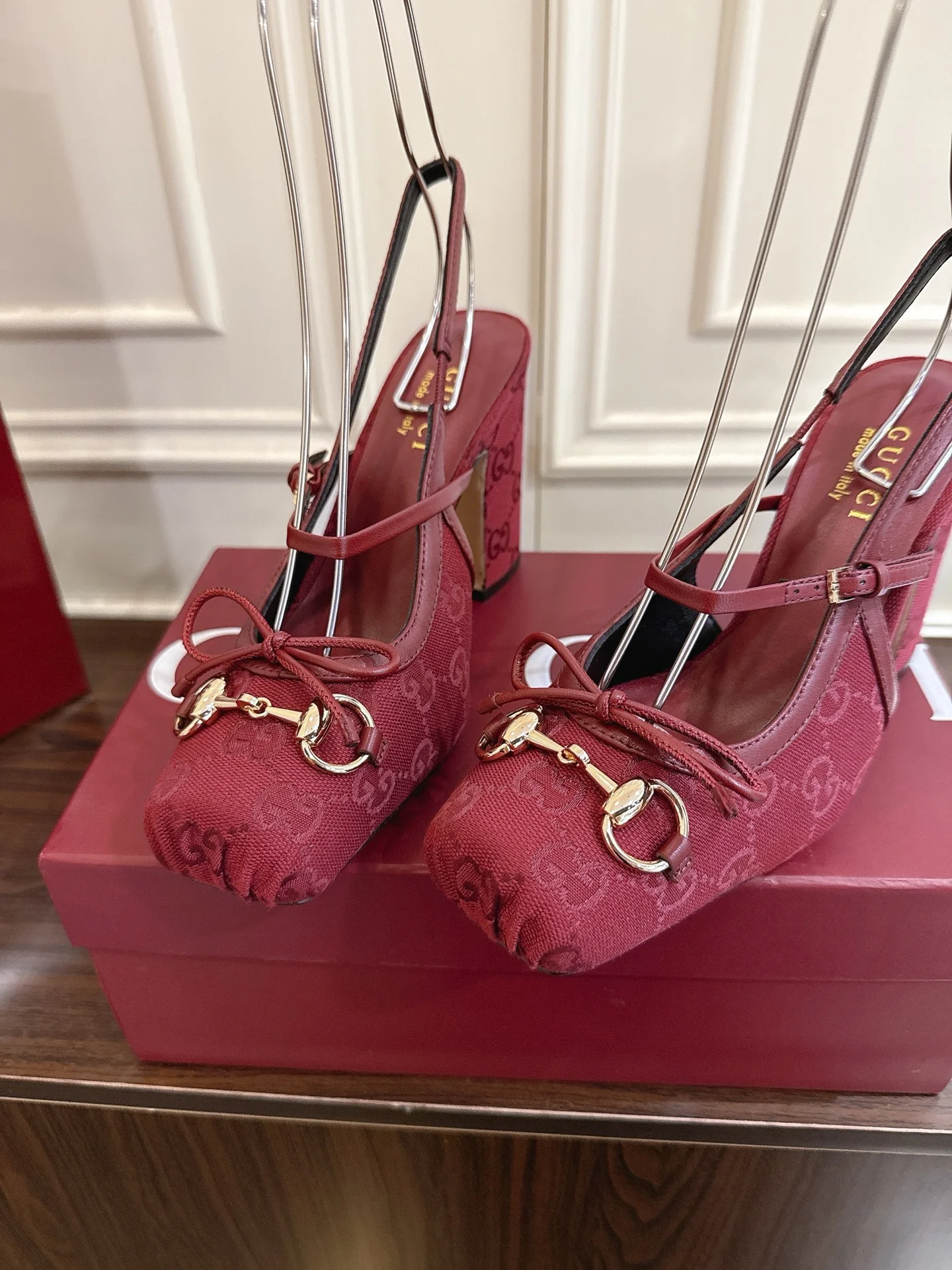 Guc 25fw pumps