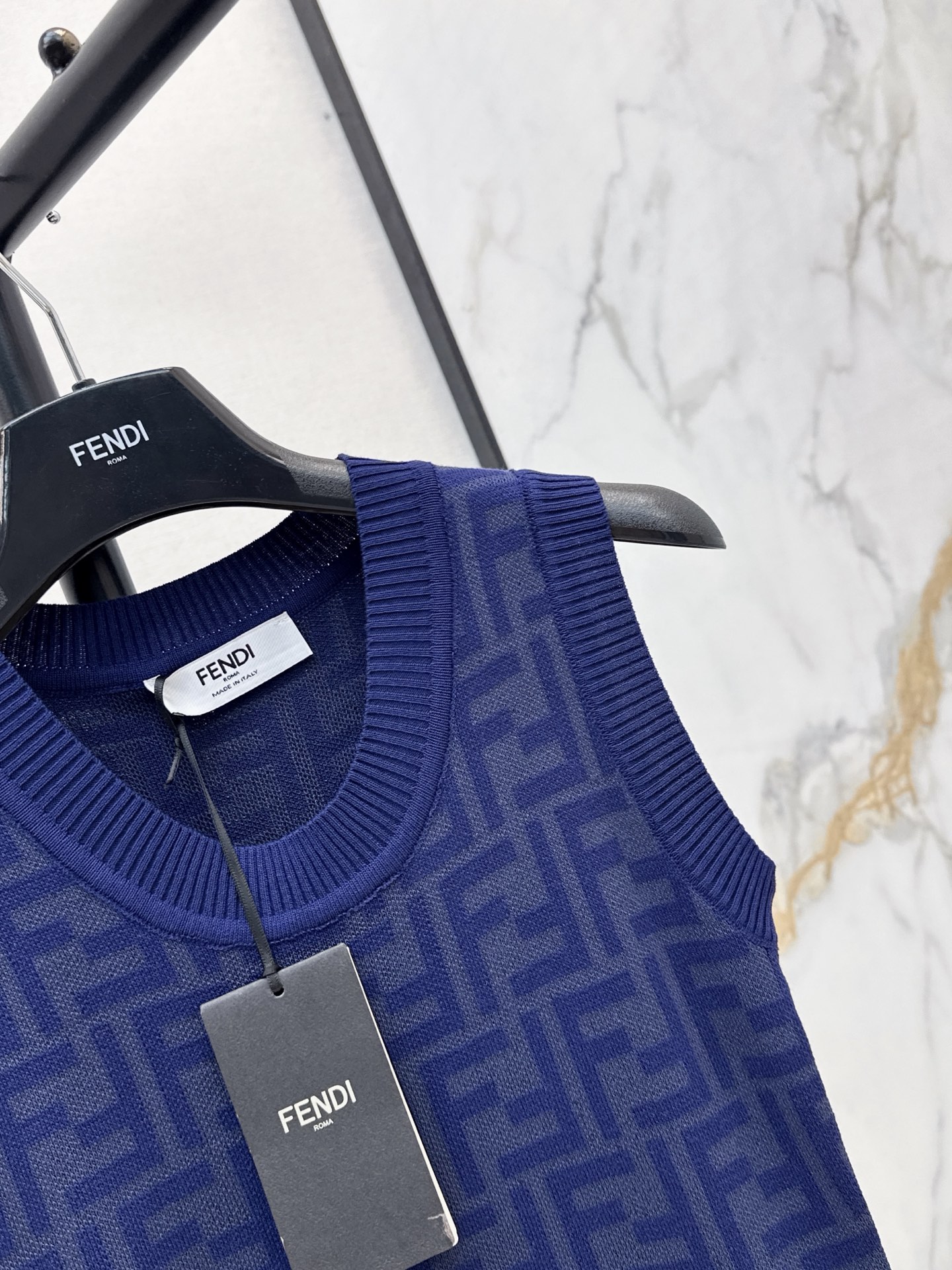 Fen 26ss sleeveless knit dress