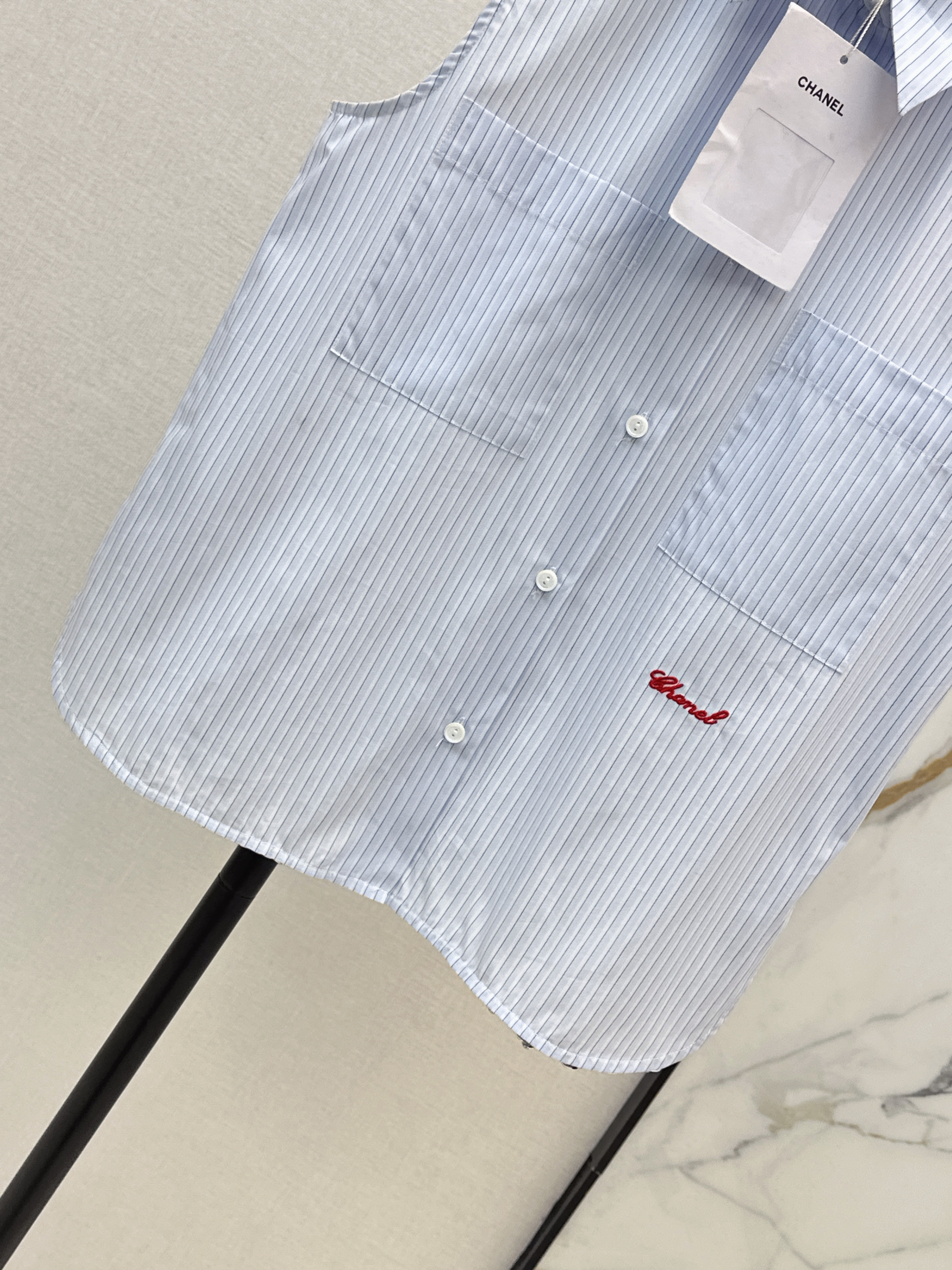 Chan 26ss sleeveless shirt