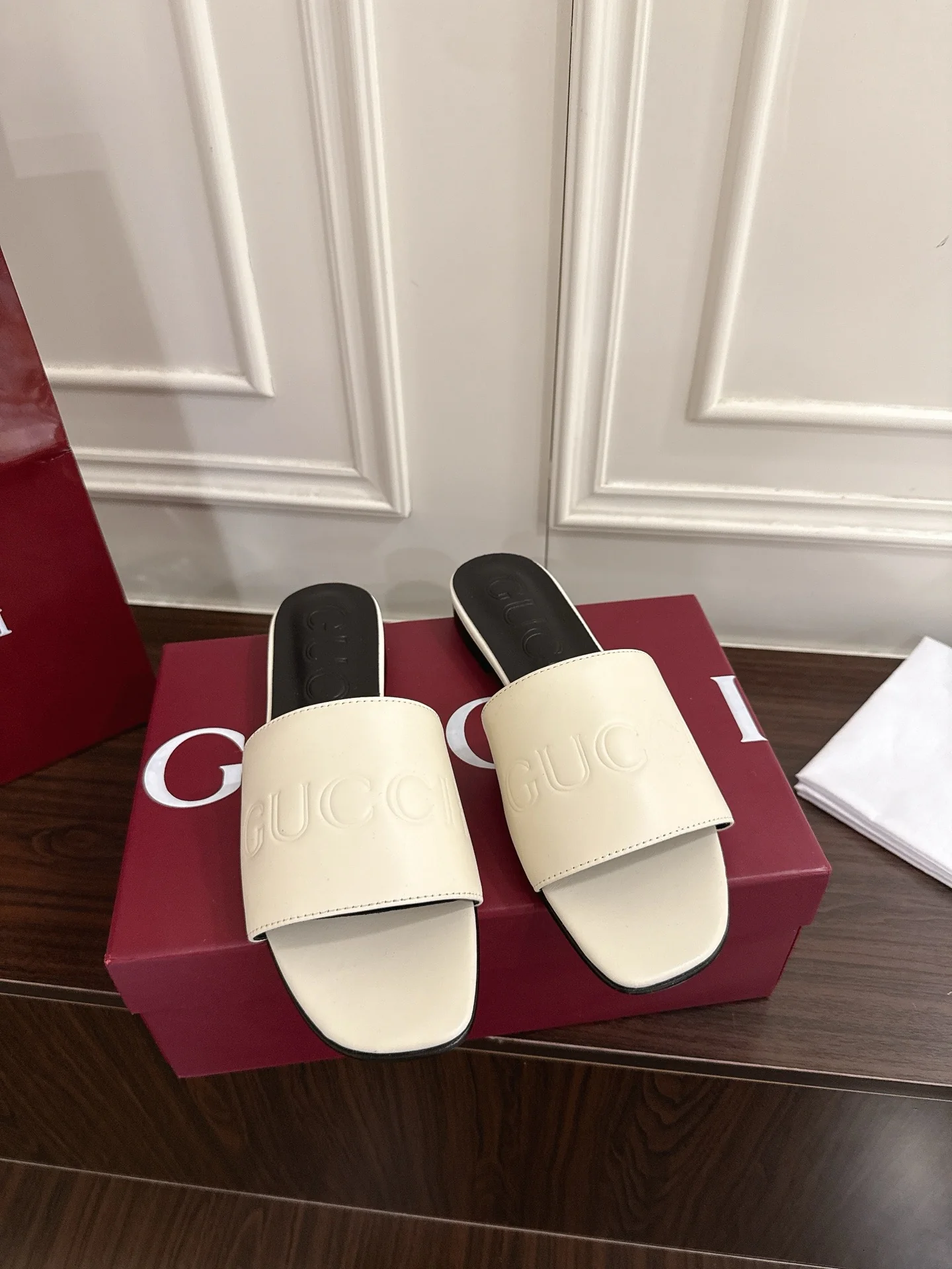 Guc 25fw slides