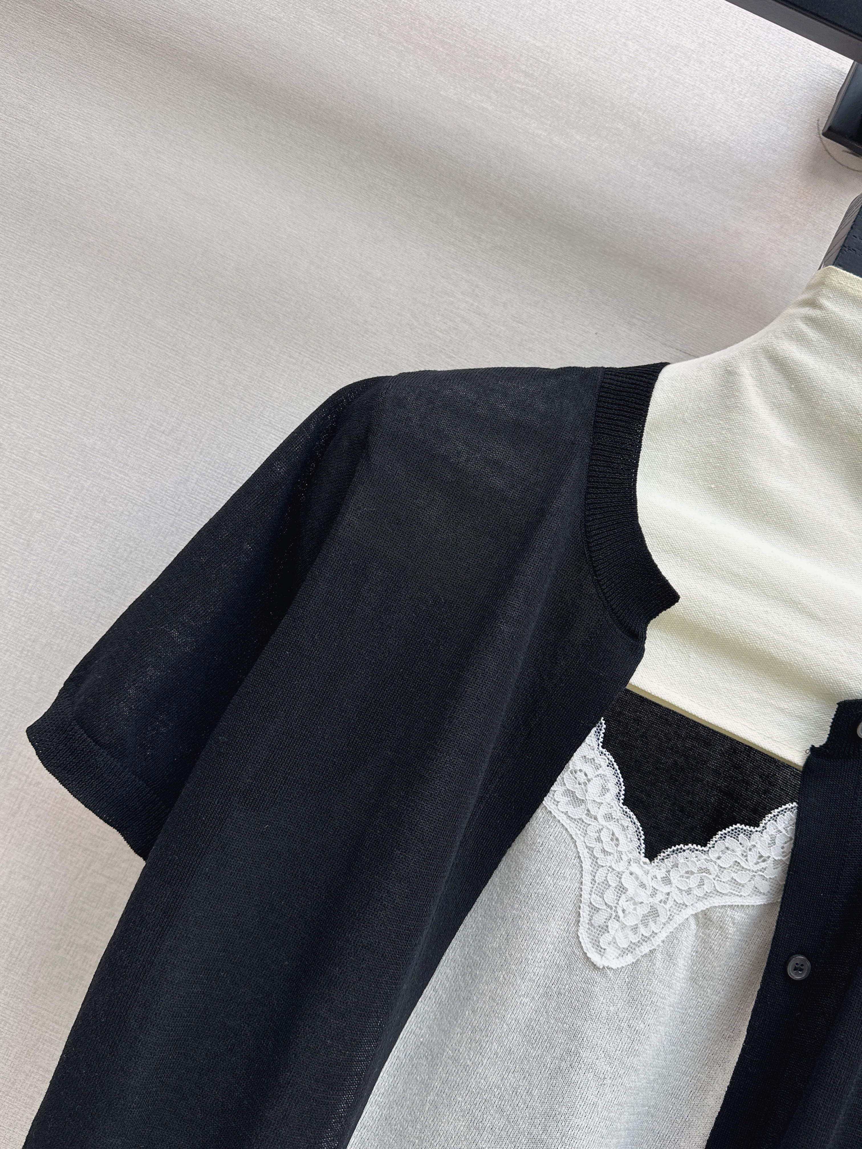 ES 26ss 2in1 knit sweater