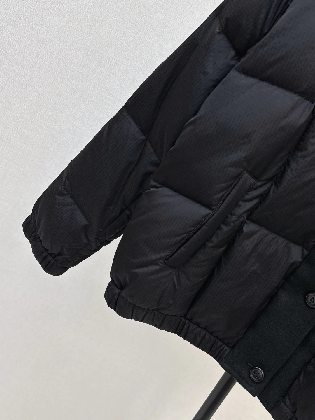 Louis 25fw down jacket