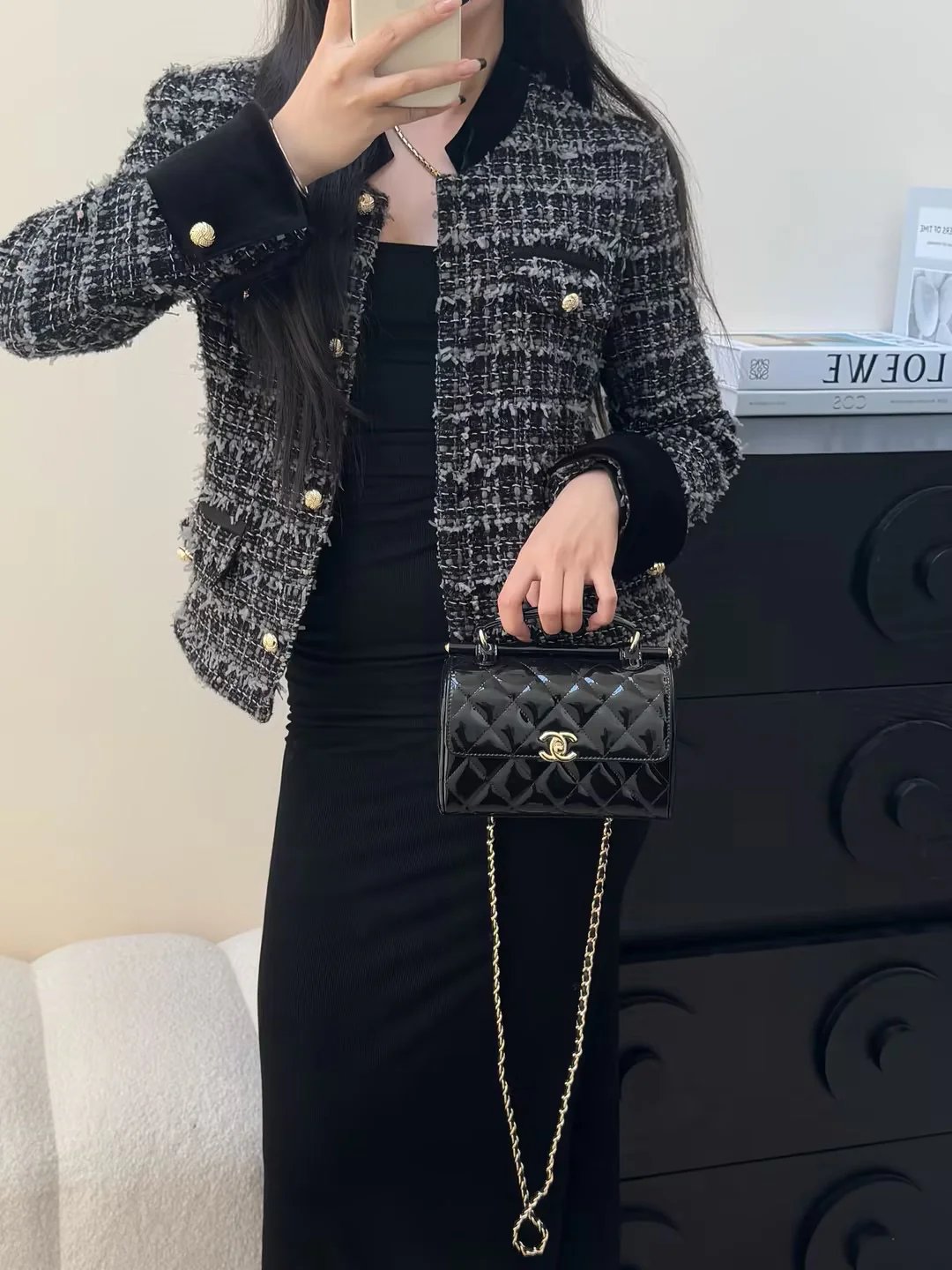 Chan 23K chain shoulder bag