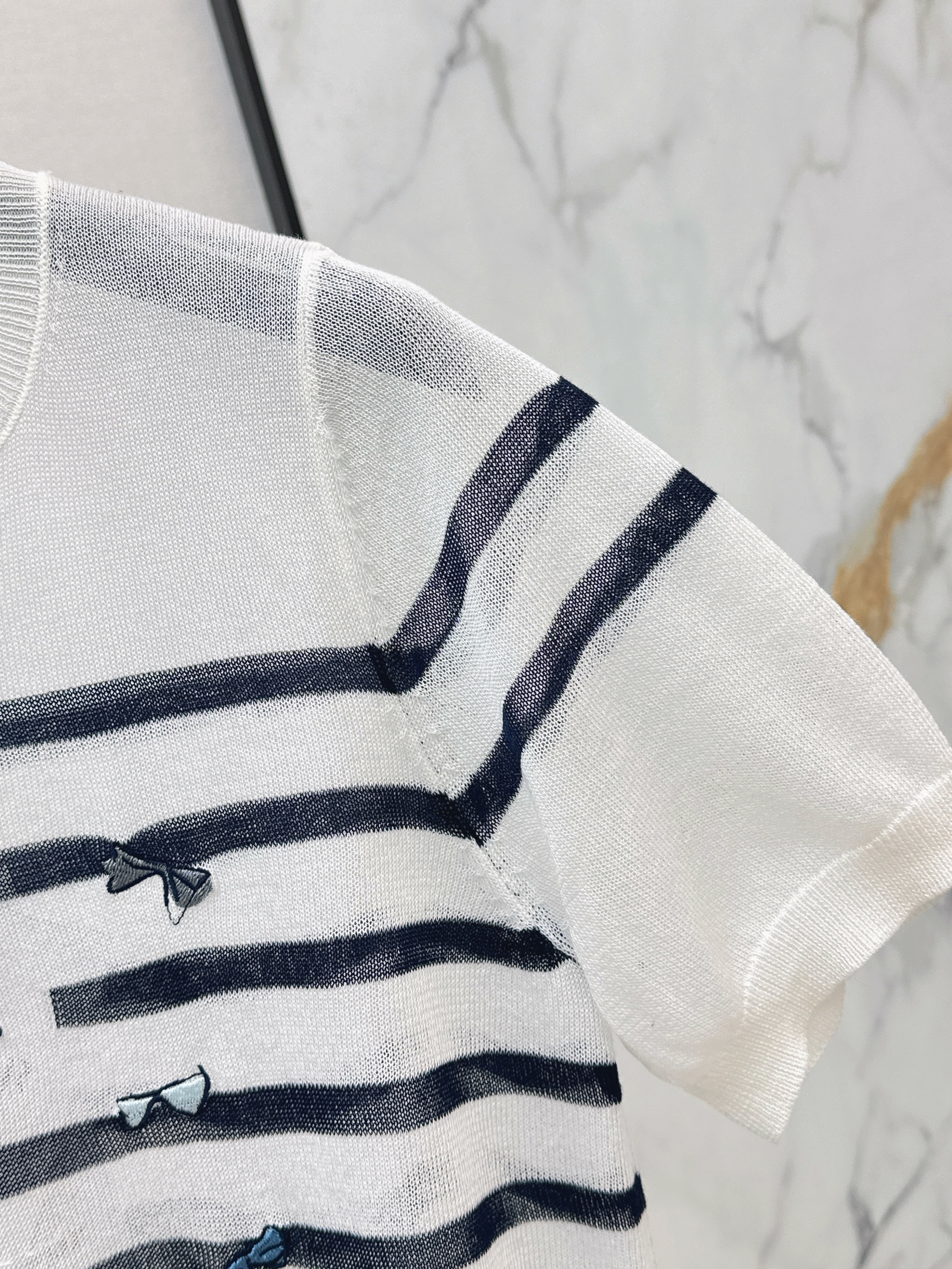 CD 26ss bow embroidery stripe top