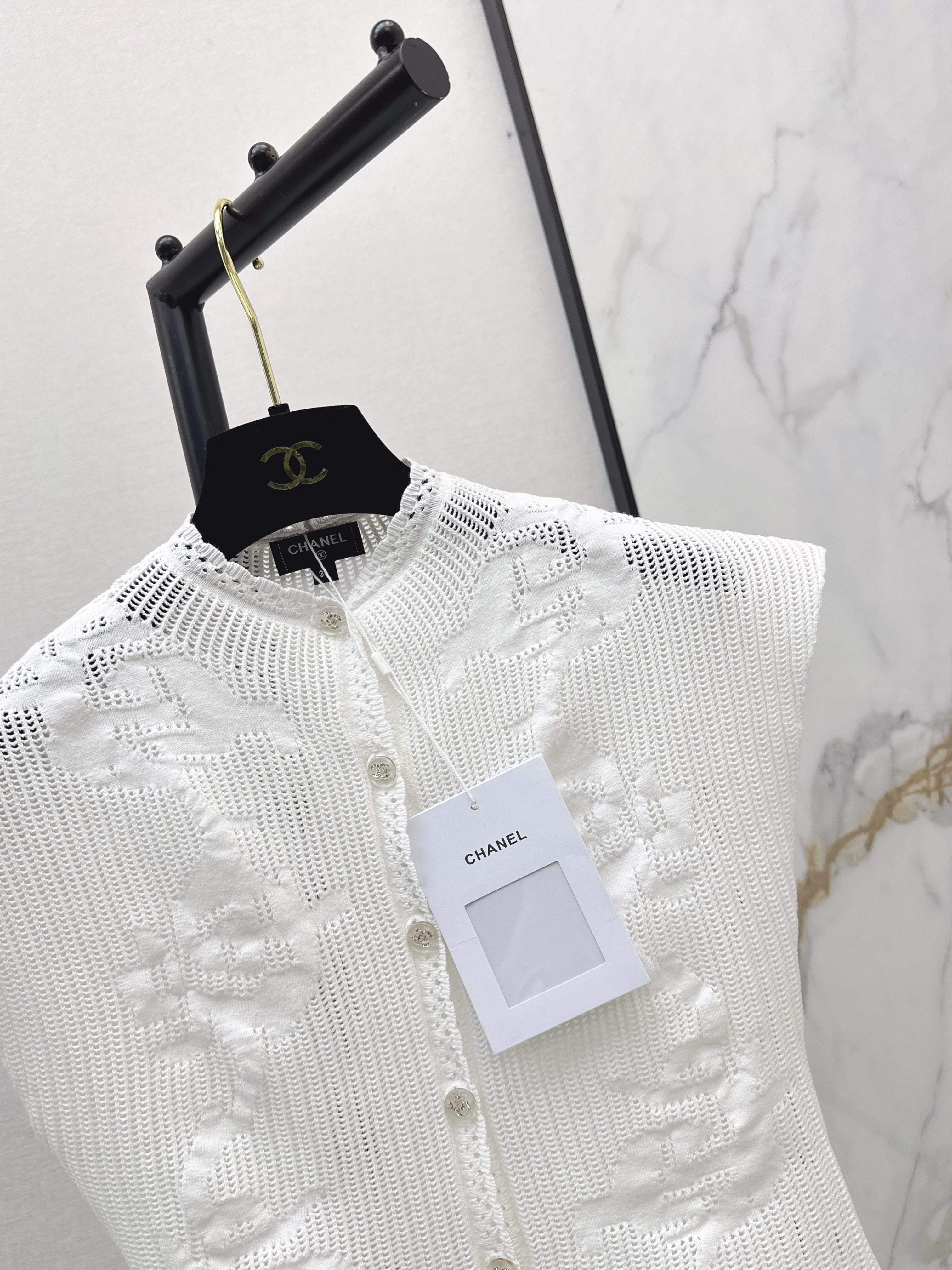 Chan 26ss hollow knit vest top