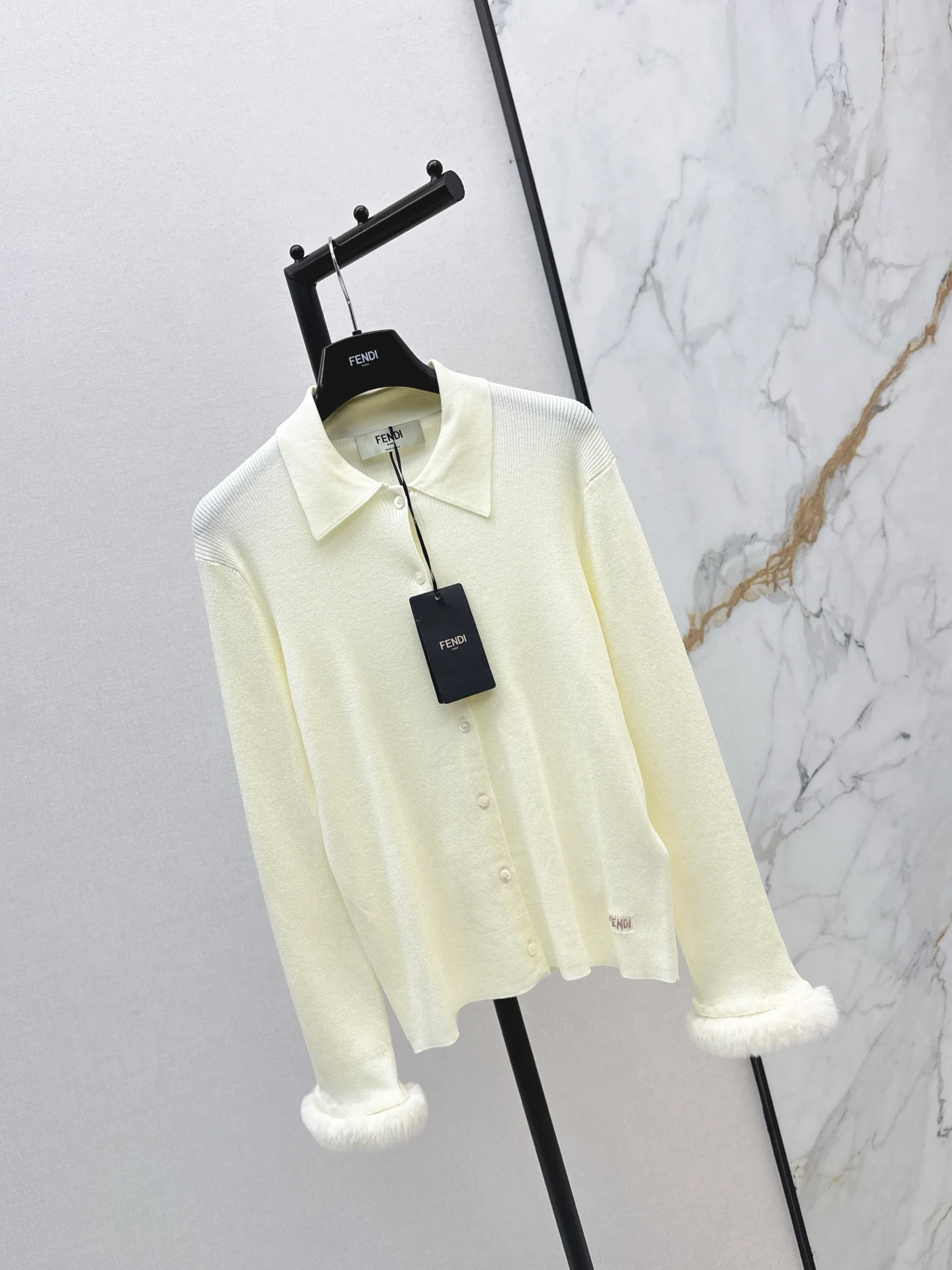 Fend  26ss knit cardigan