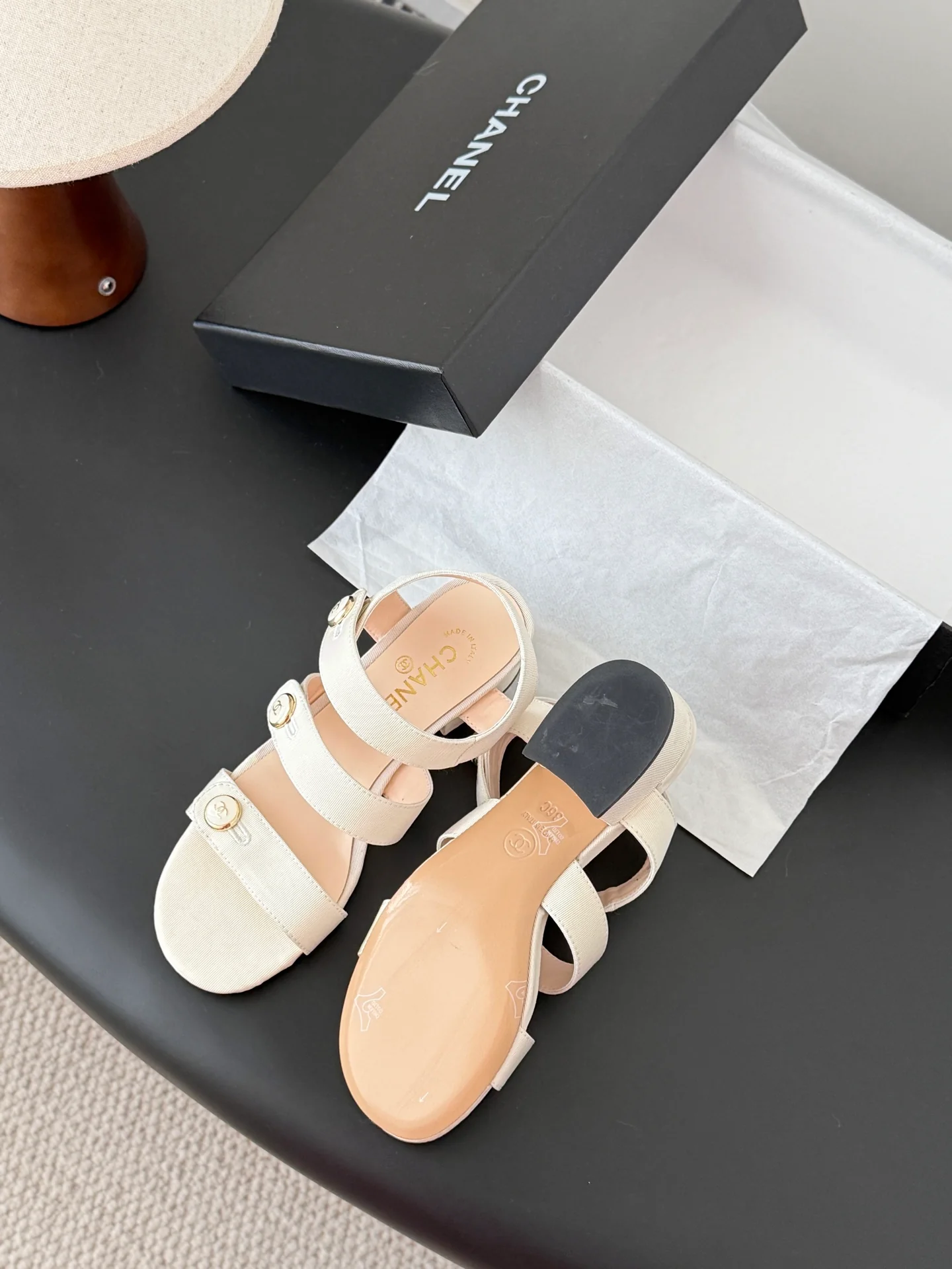 Chan 26ss sandals
