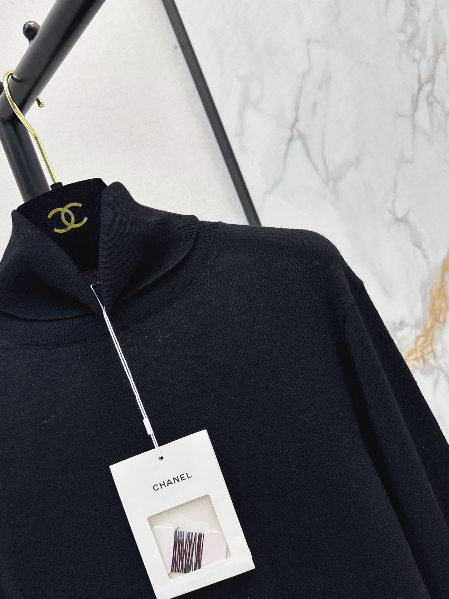 Chan 26ss high neck sweater