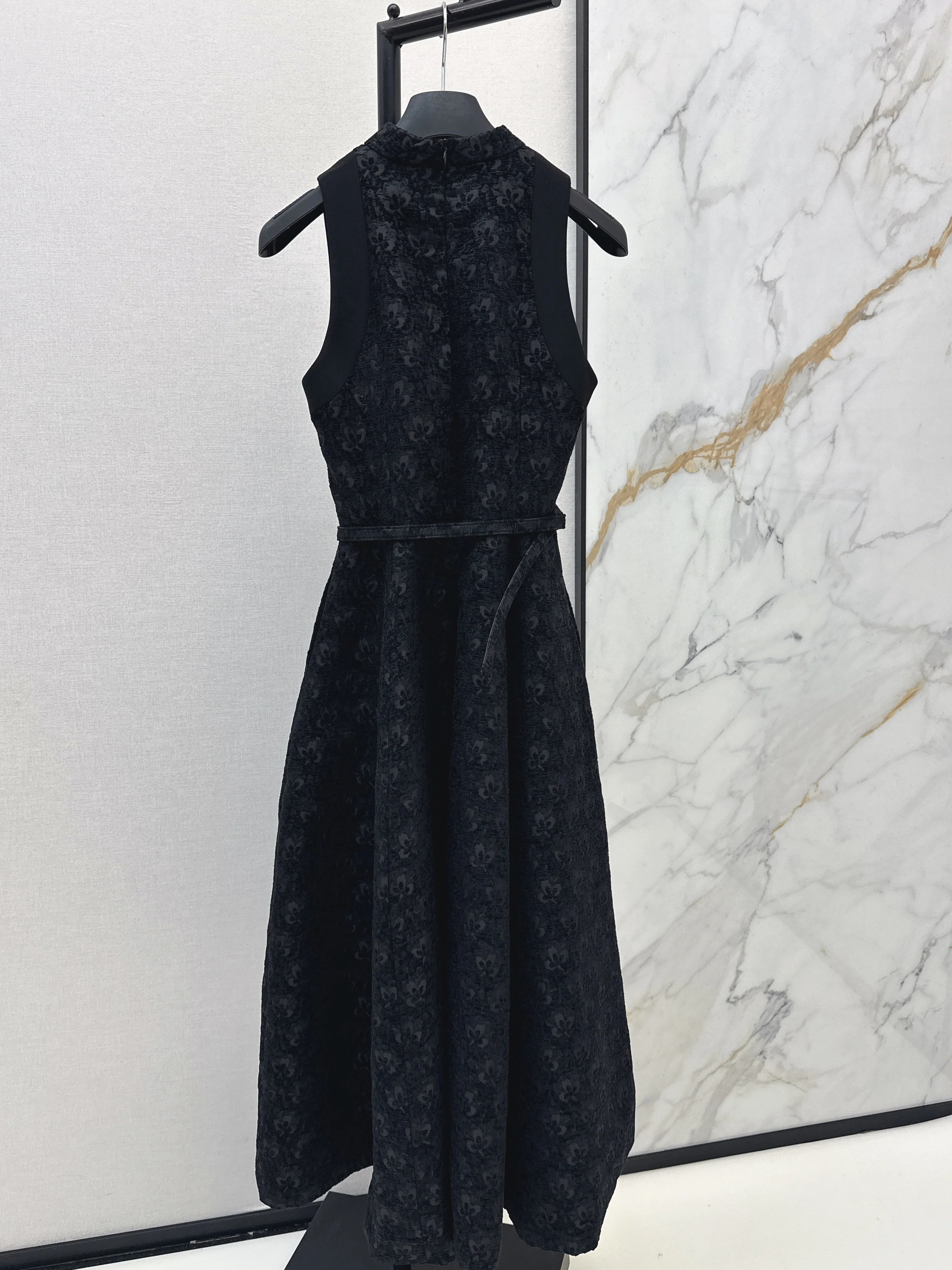 CD 26ss jacquard belted dress