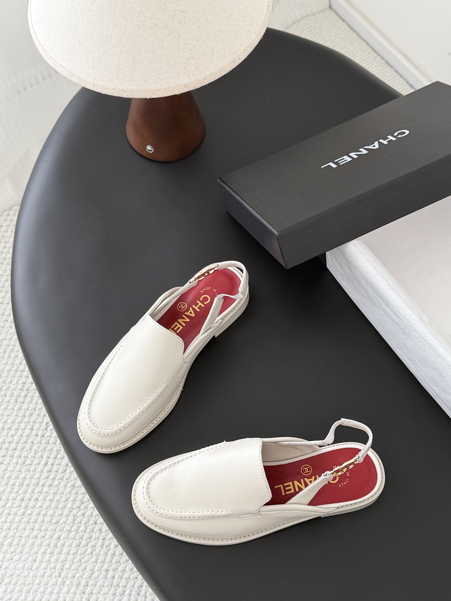Chan 26ss slingblack loafers