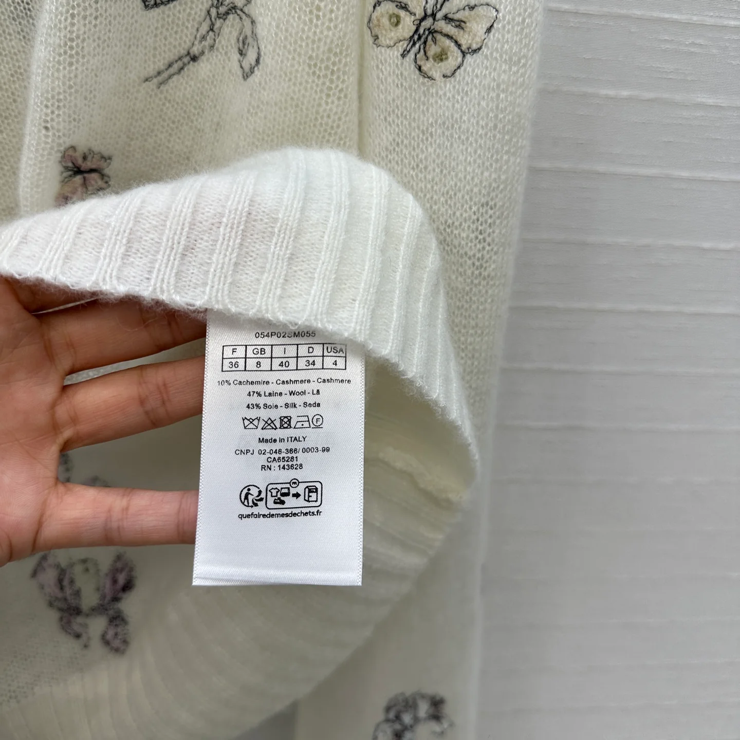 CD 25fw embroidery knitwear