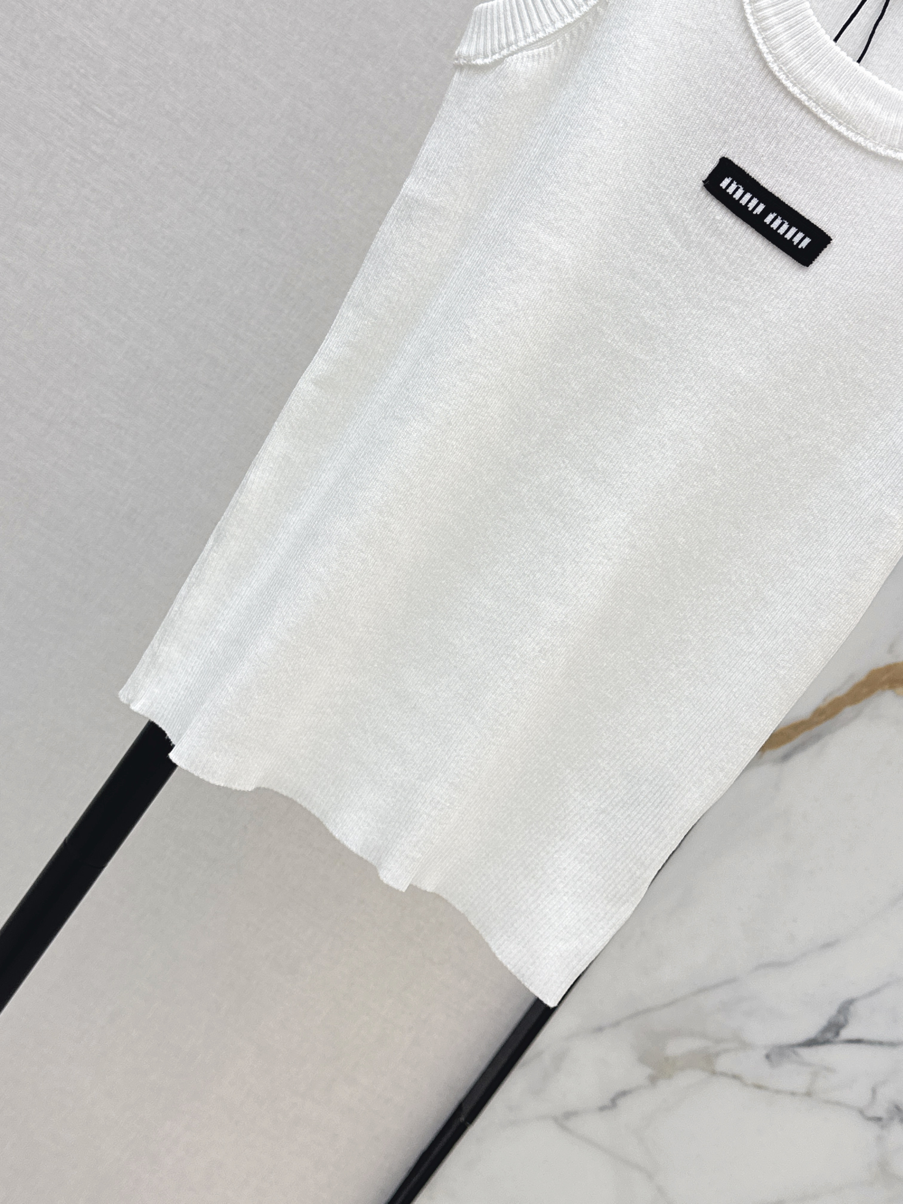 Miu 26ss sleeveless vest