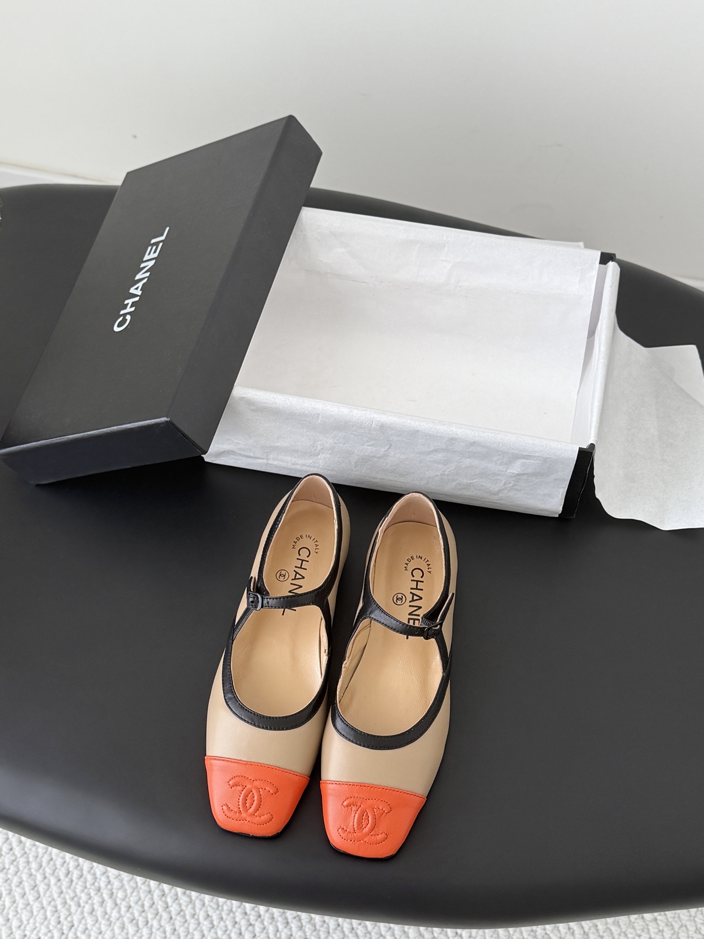 Chan 26K mary jane flats