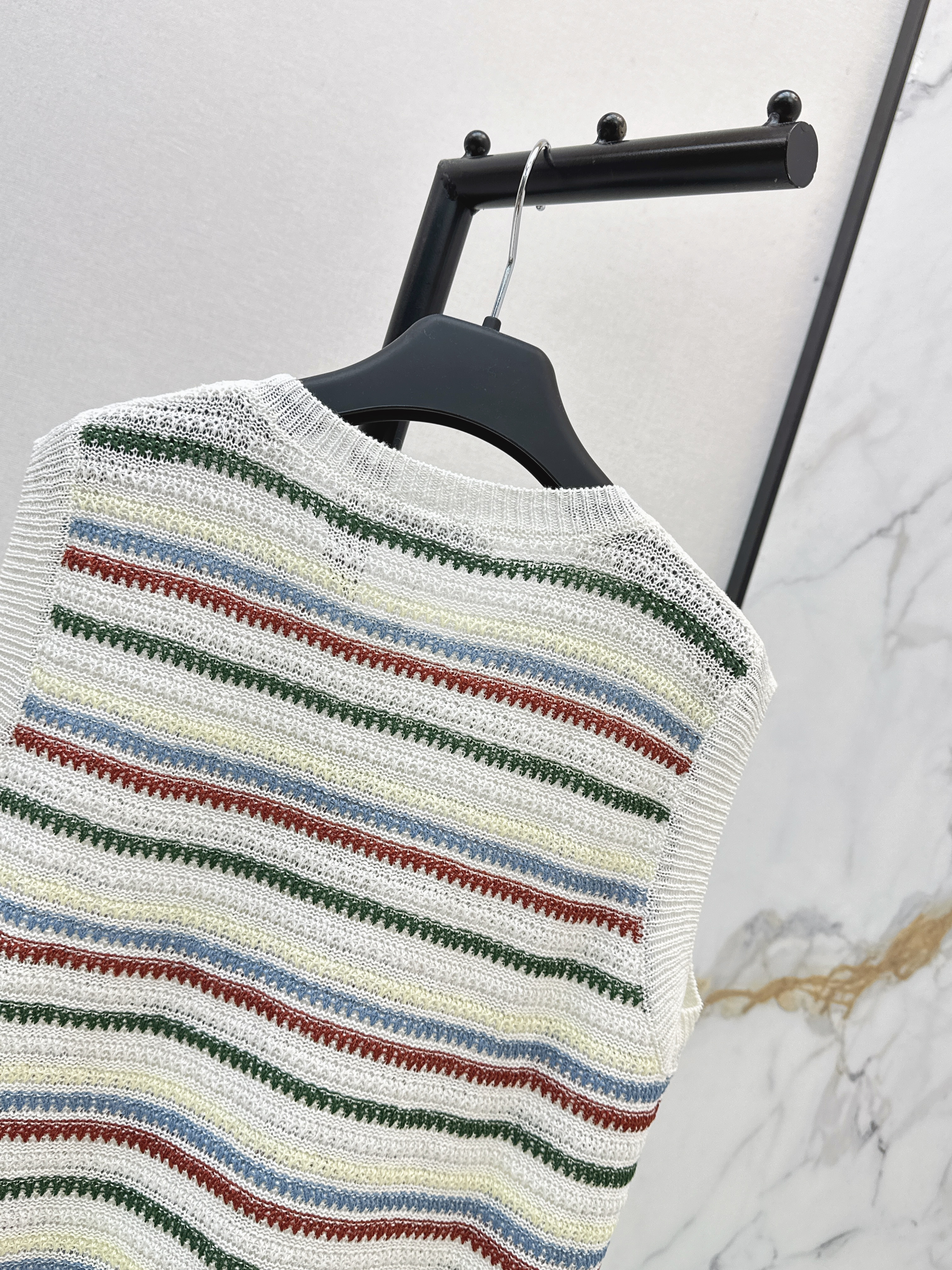 Max 26ss sleeveless knitwear
