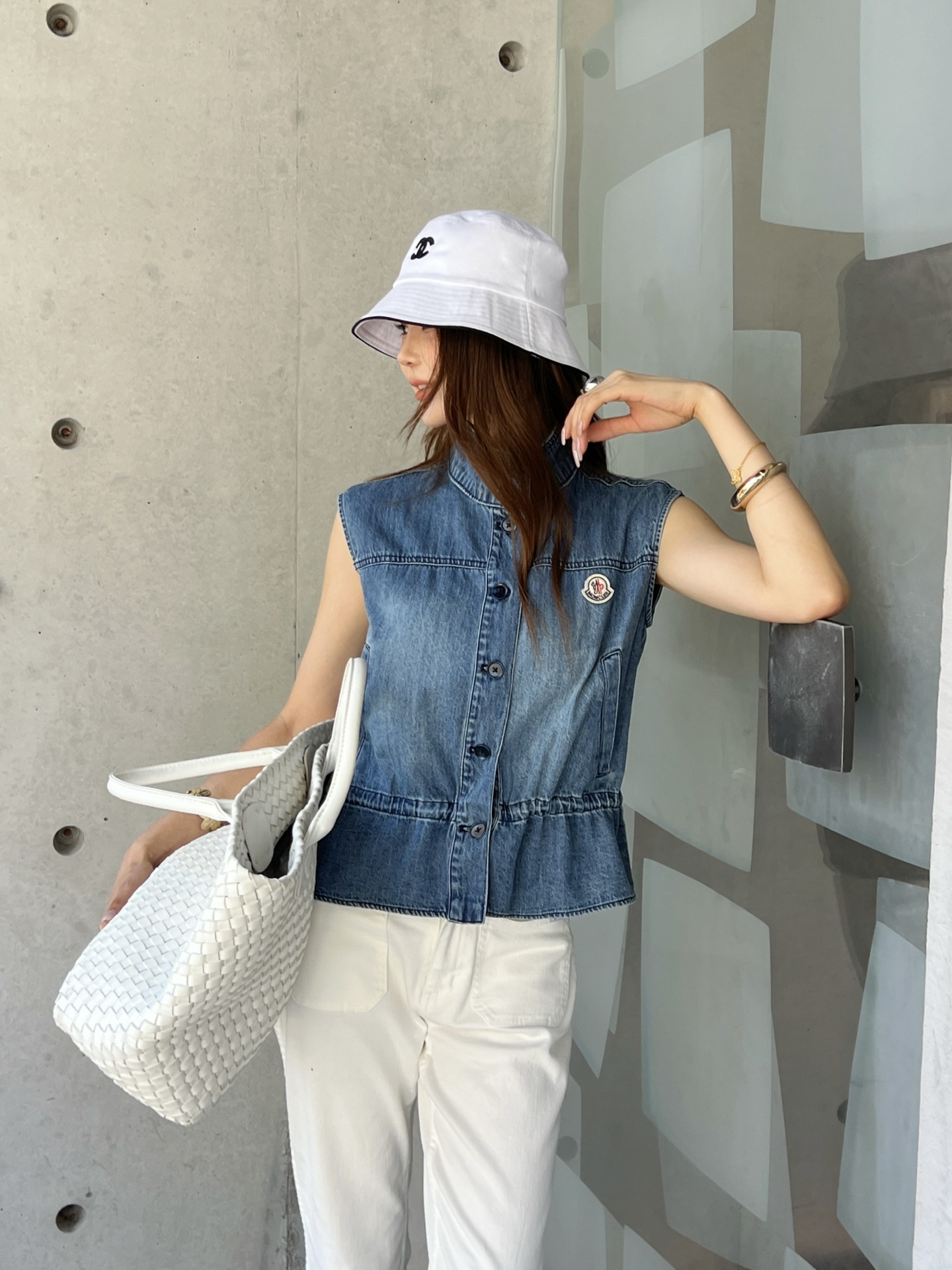 Monc 26ss denim vest