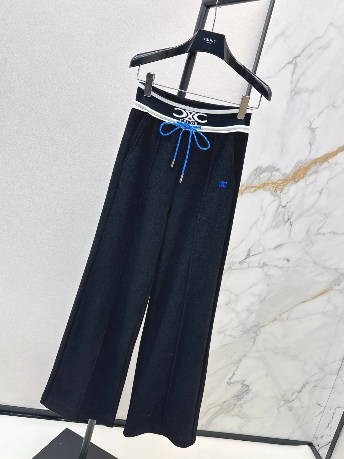 Celi 25fw straight pants