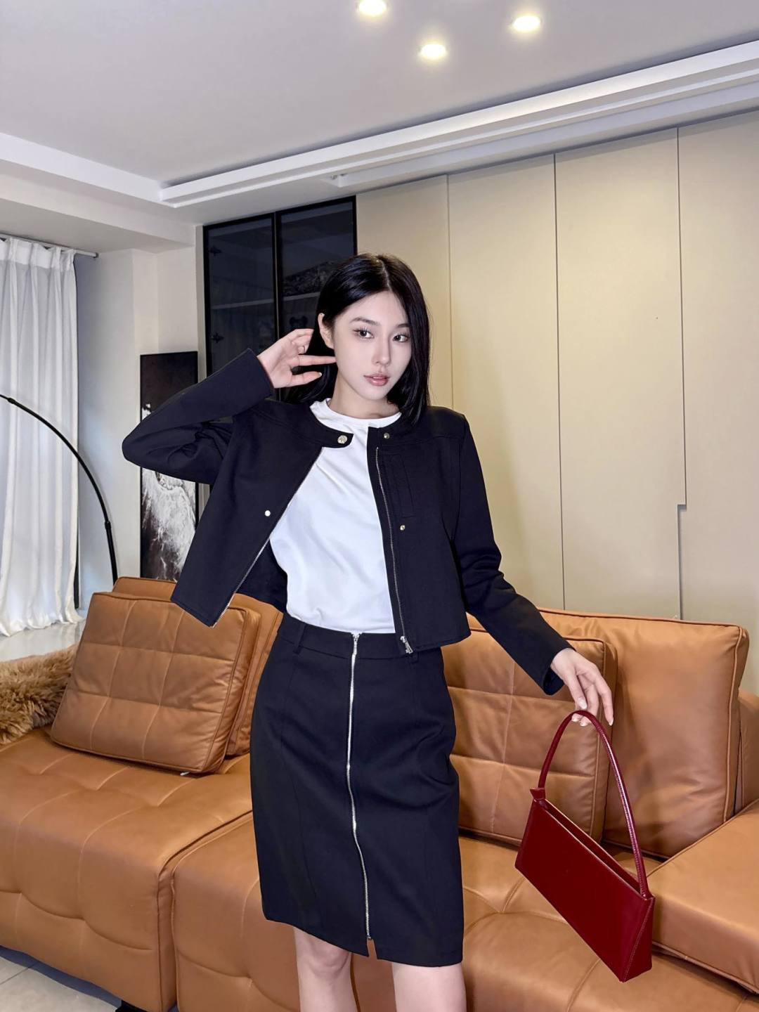 Her 26ss zip-up jacket