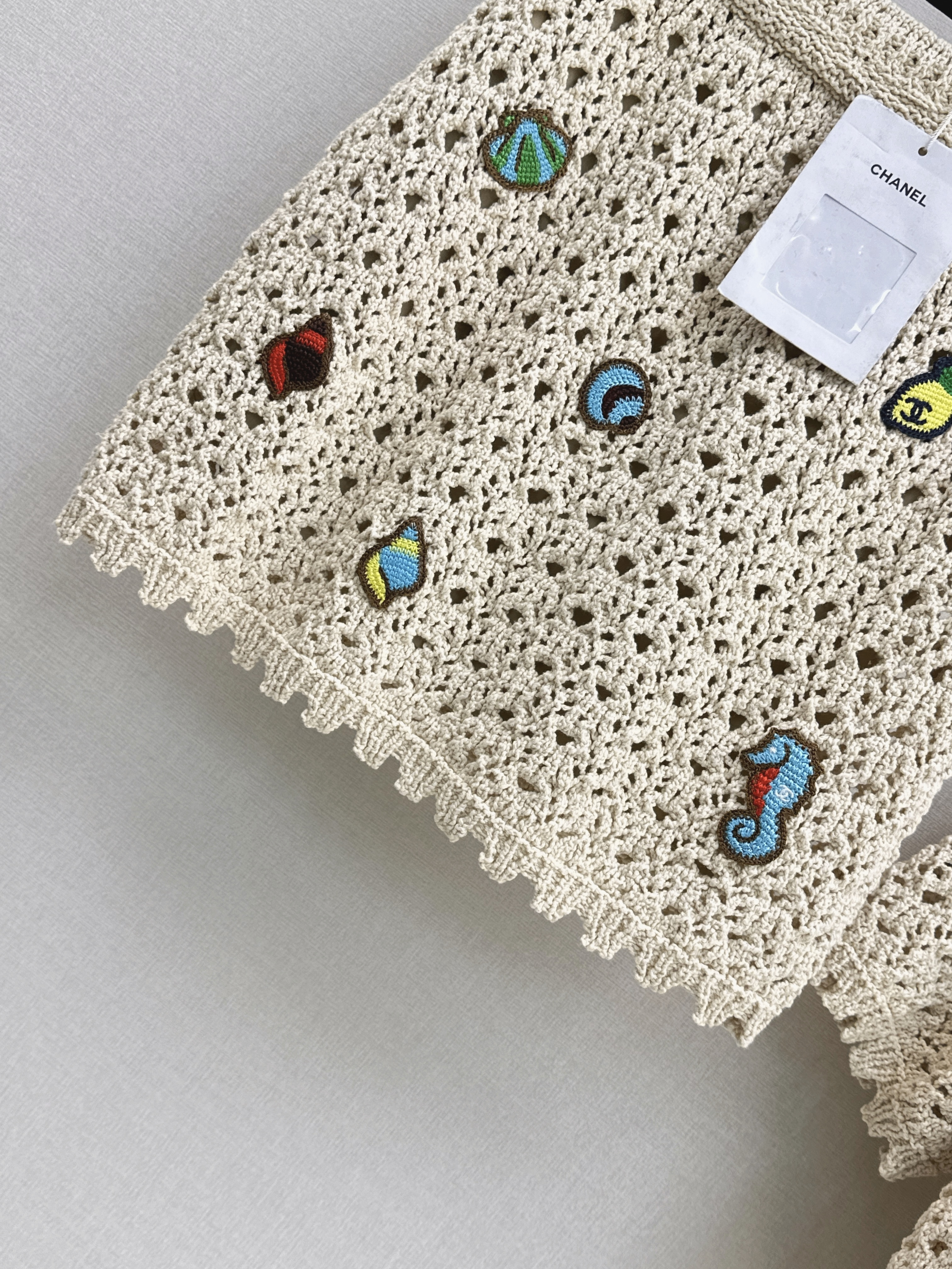 Chan 26ss beach embroidery skirt