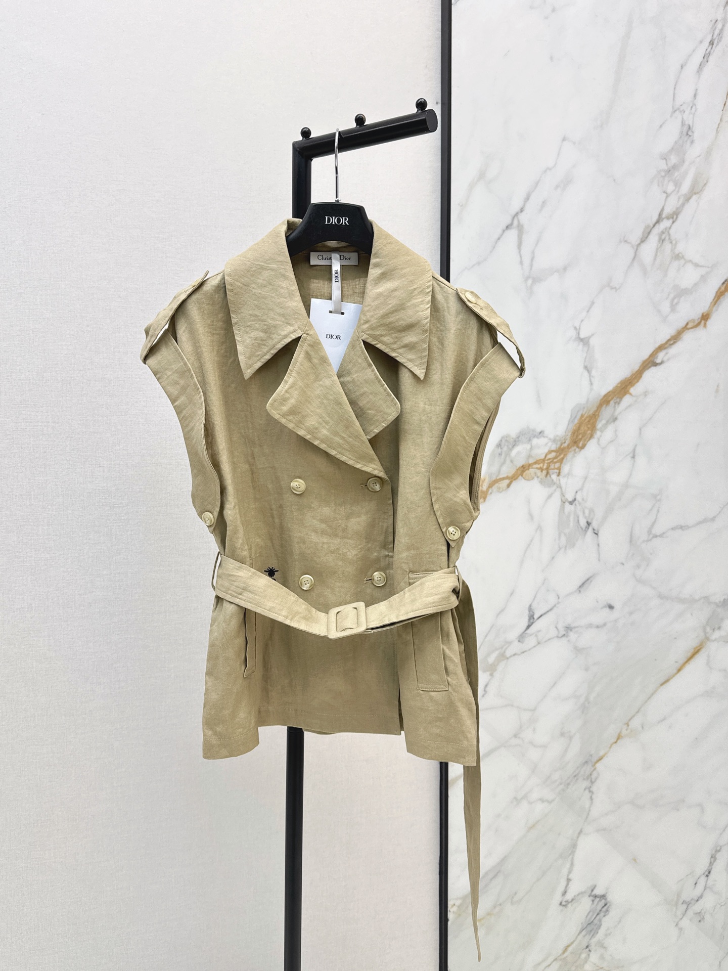 CD 26ss sleeveless belted shirt