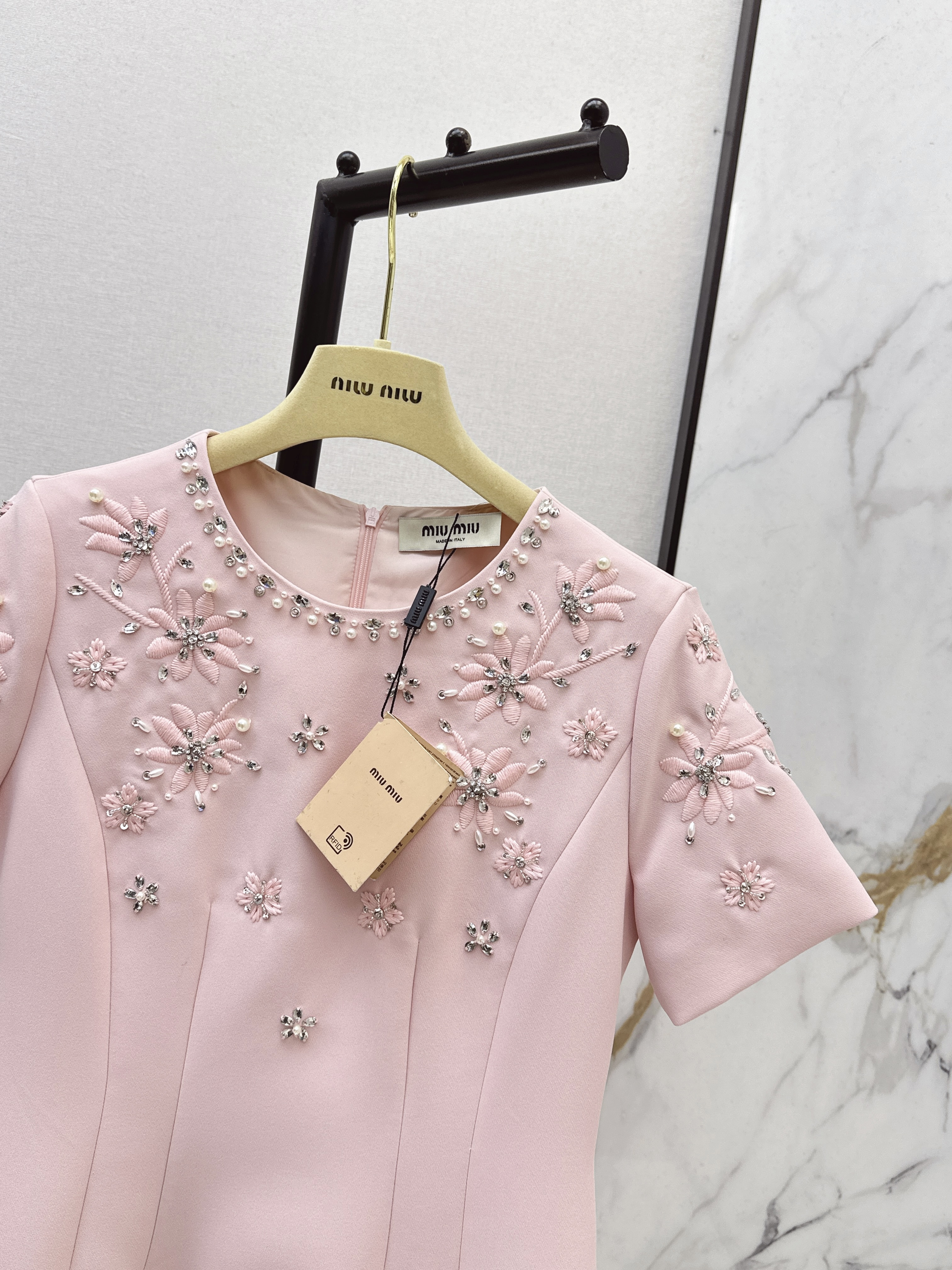 Miu 26ss embroidery dress