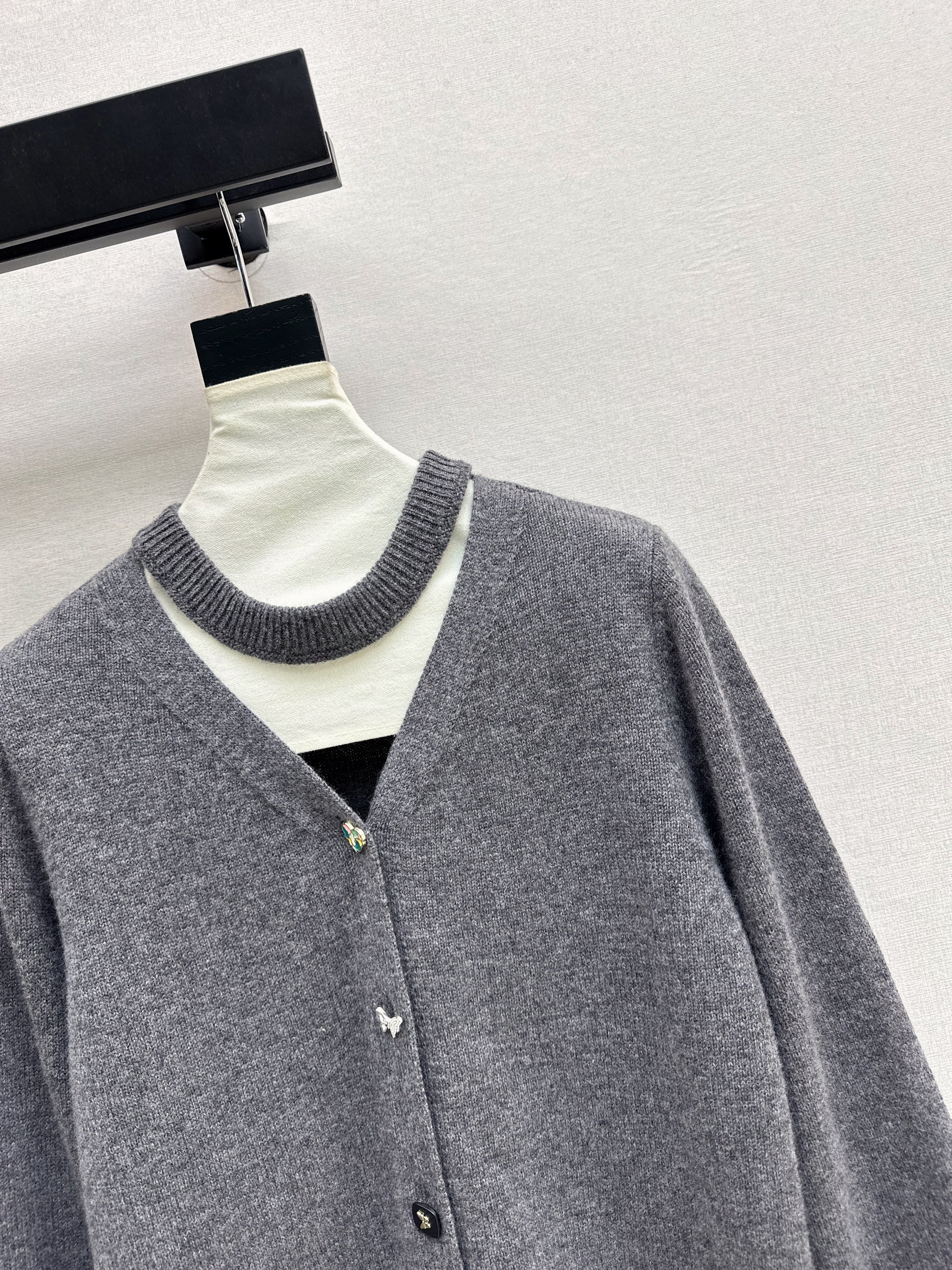 Chan 26ss wool cardigan